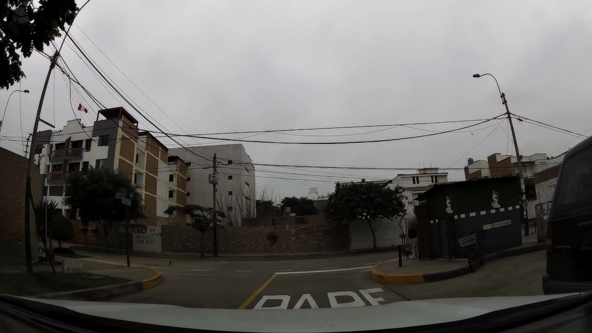 Street view near Edificio Punta Sal, Santiago de Surco — © kaartcam (CC BY-SA · Mapillary)