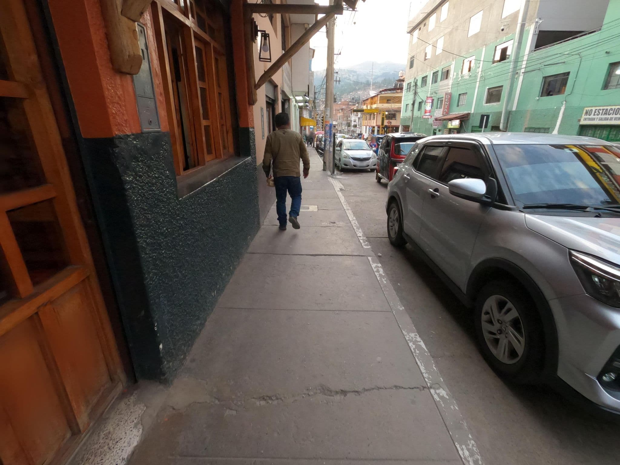 Street view near Big Mountain, Huaraz