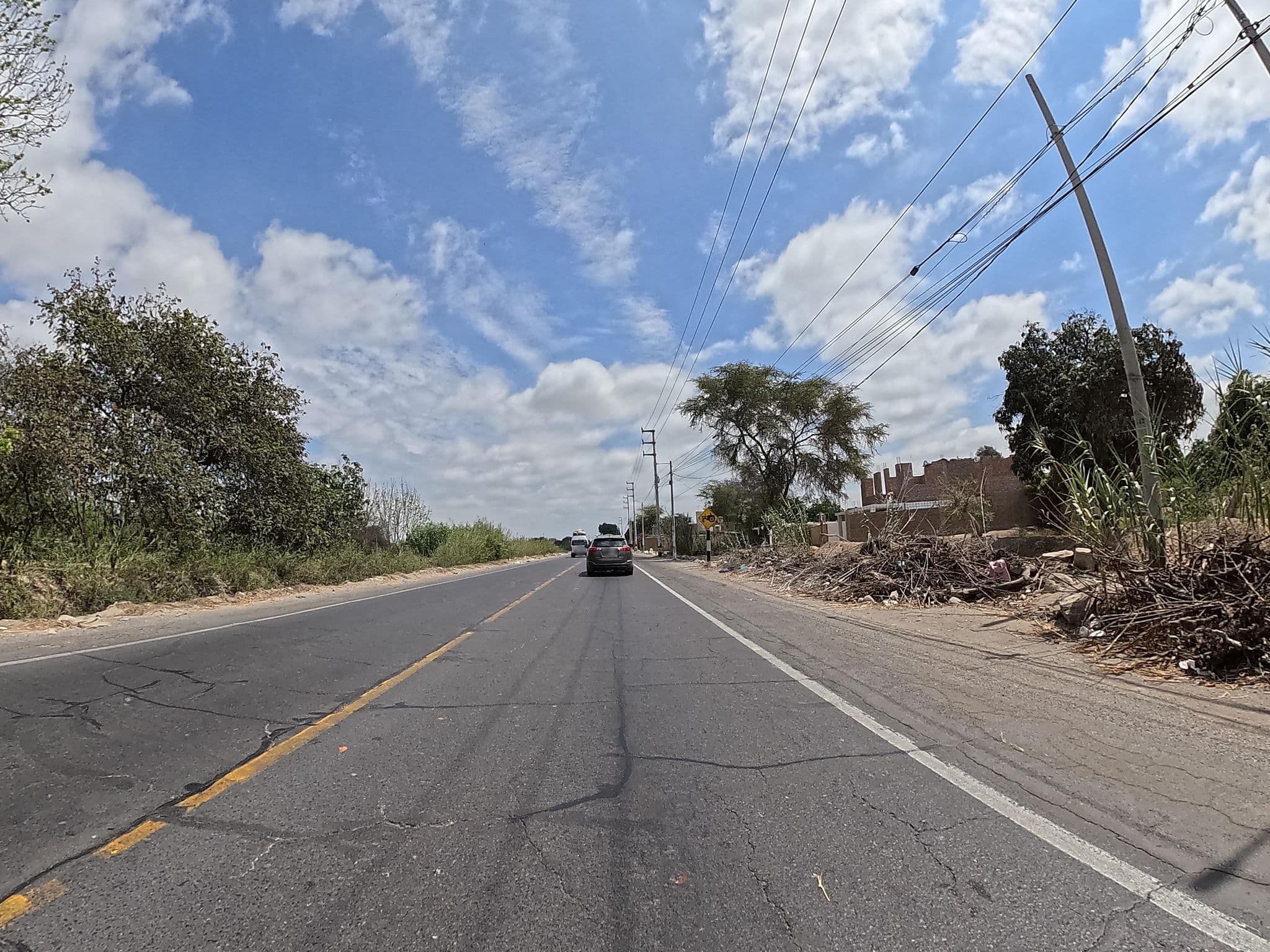 Street view near Hugo alfaro, Pampa de Tate — © viajerus (CC BY-SA · Mapillary)