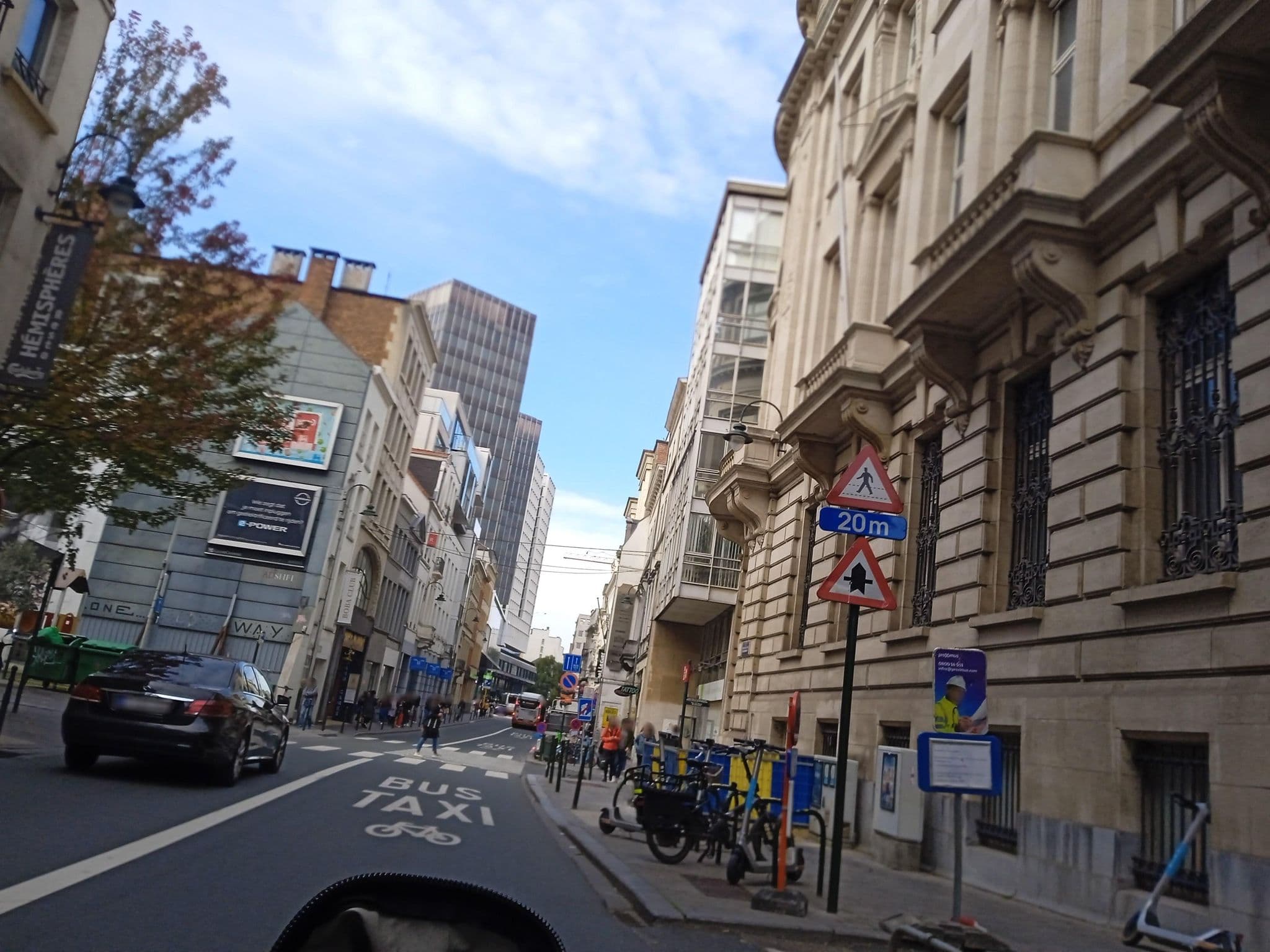 Street view near easyHotel Brussels City Centre, Brussels — © RaphaelPasLoin (CC BY-SA · Mapillary)