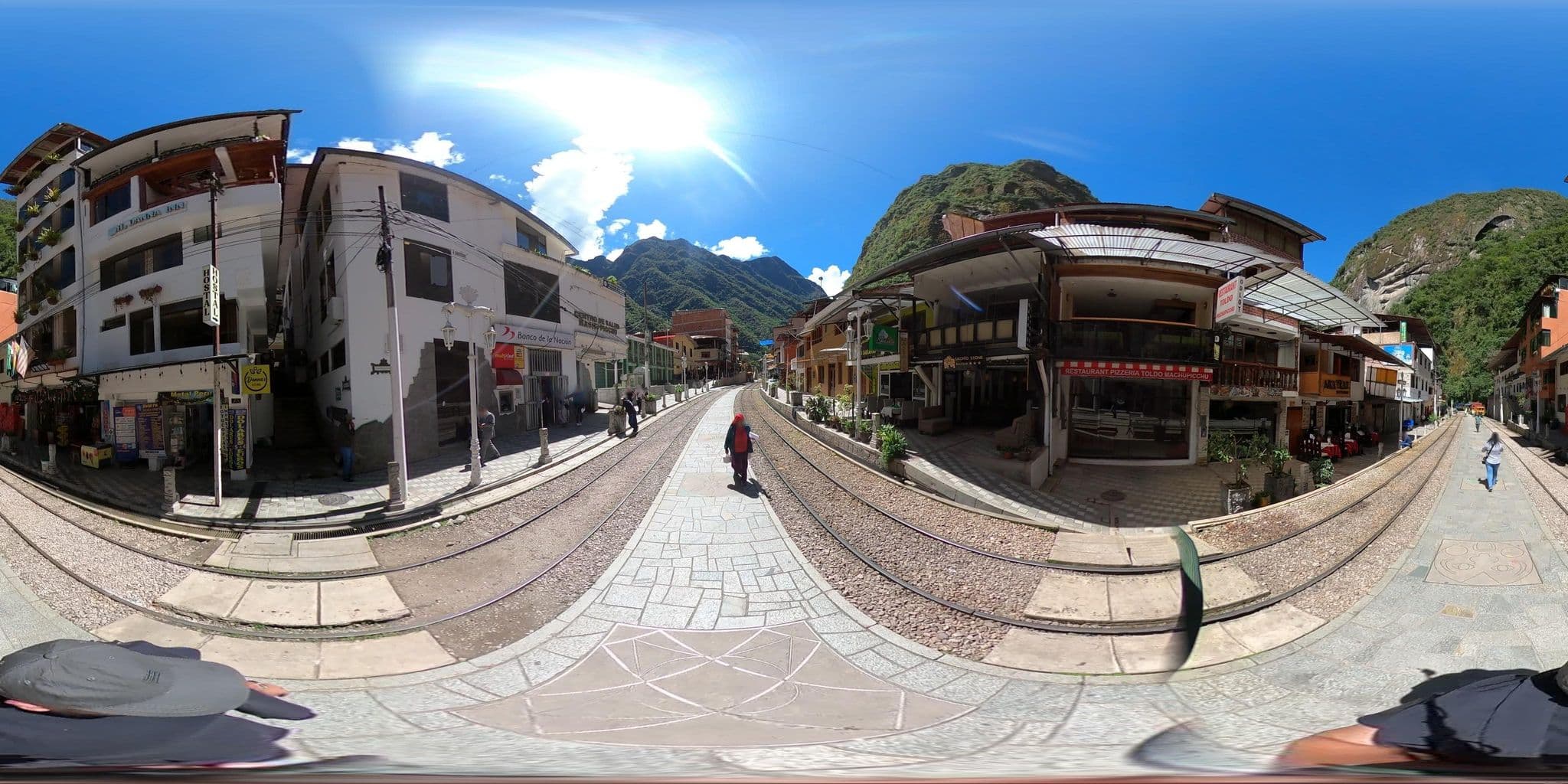 Street view near Renato's house, Machupicchu