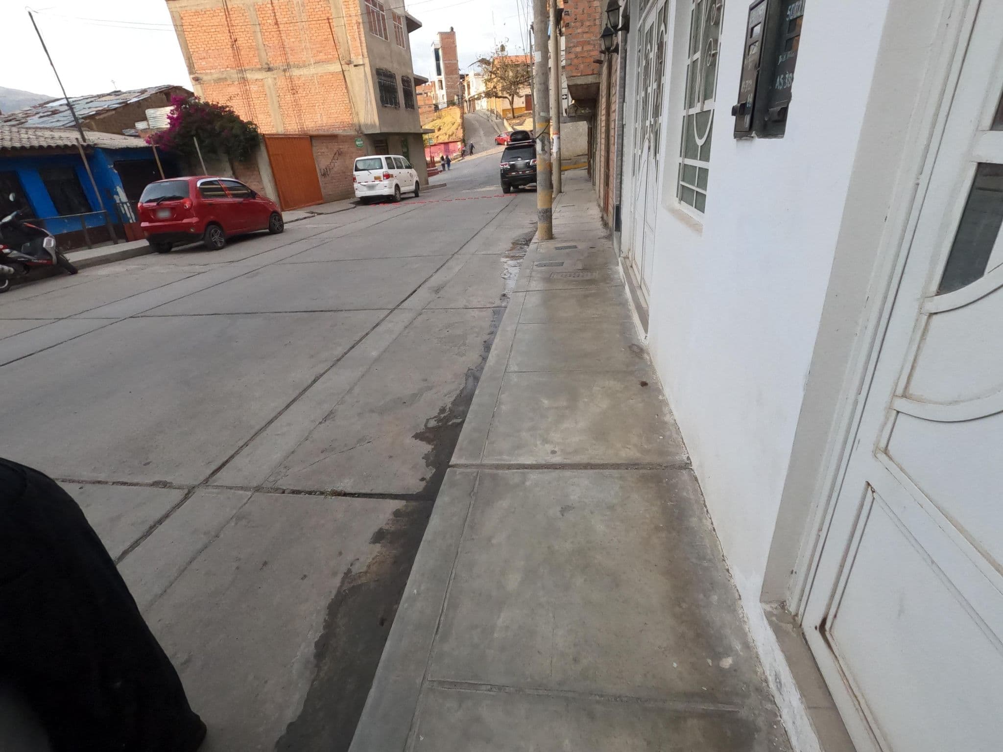 Street view near Hostel Traveller's Palace, Huaraz