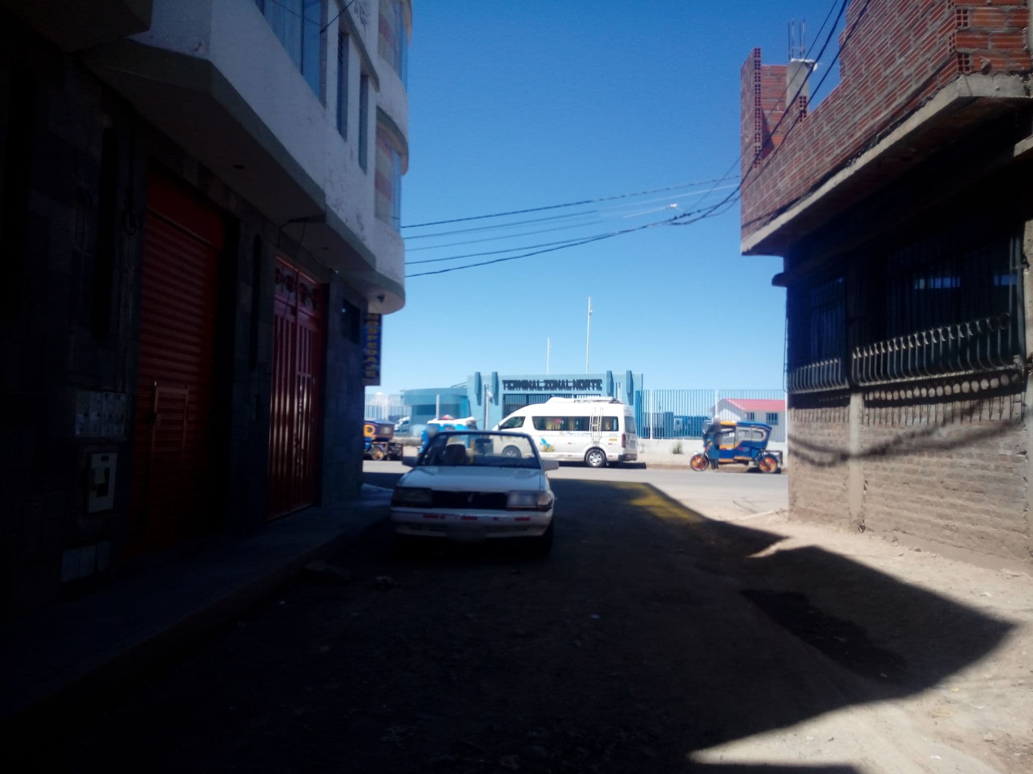 Street view near Hospedaje La Costanera, Puno — © johnarupire (CC BY-SA · Mapillary)