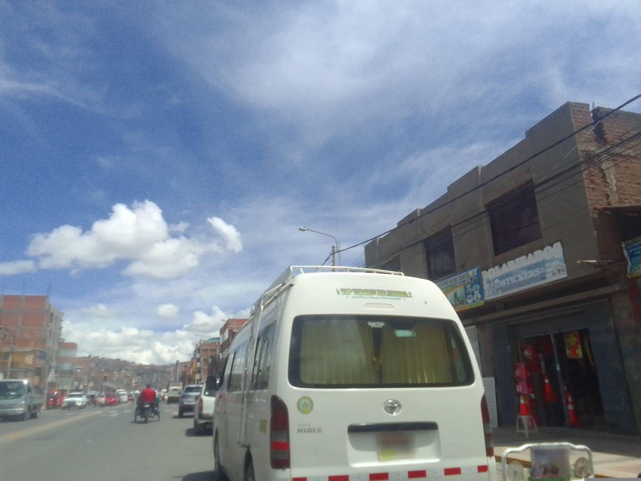 Street view near Hospedaje El Viajero, Puno — © quismani (CC BY-SA · Mapillary)
