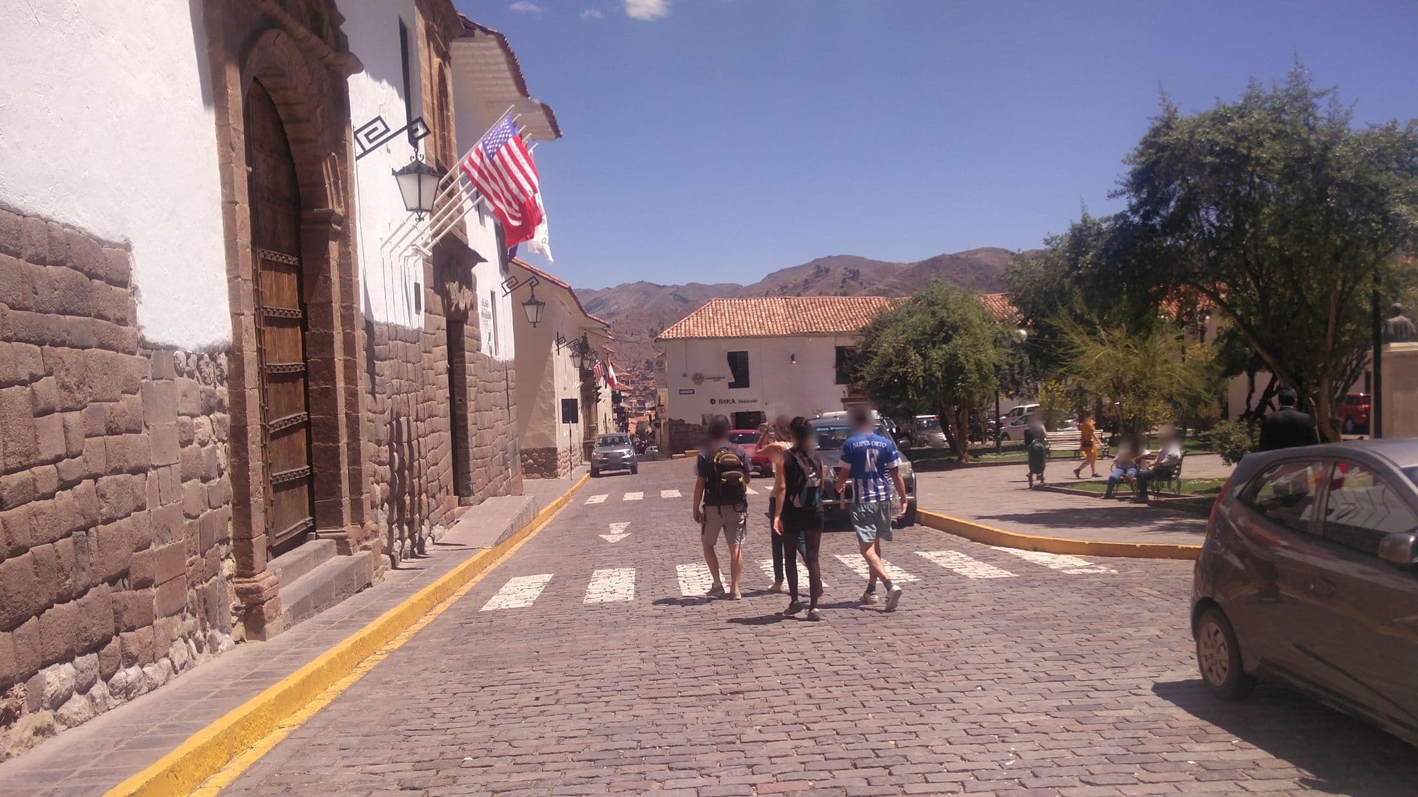 Street view near Inkaterra La Casona, Santiago