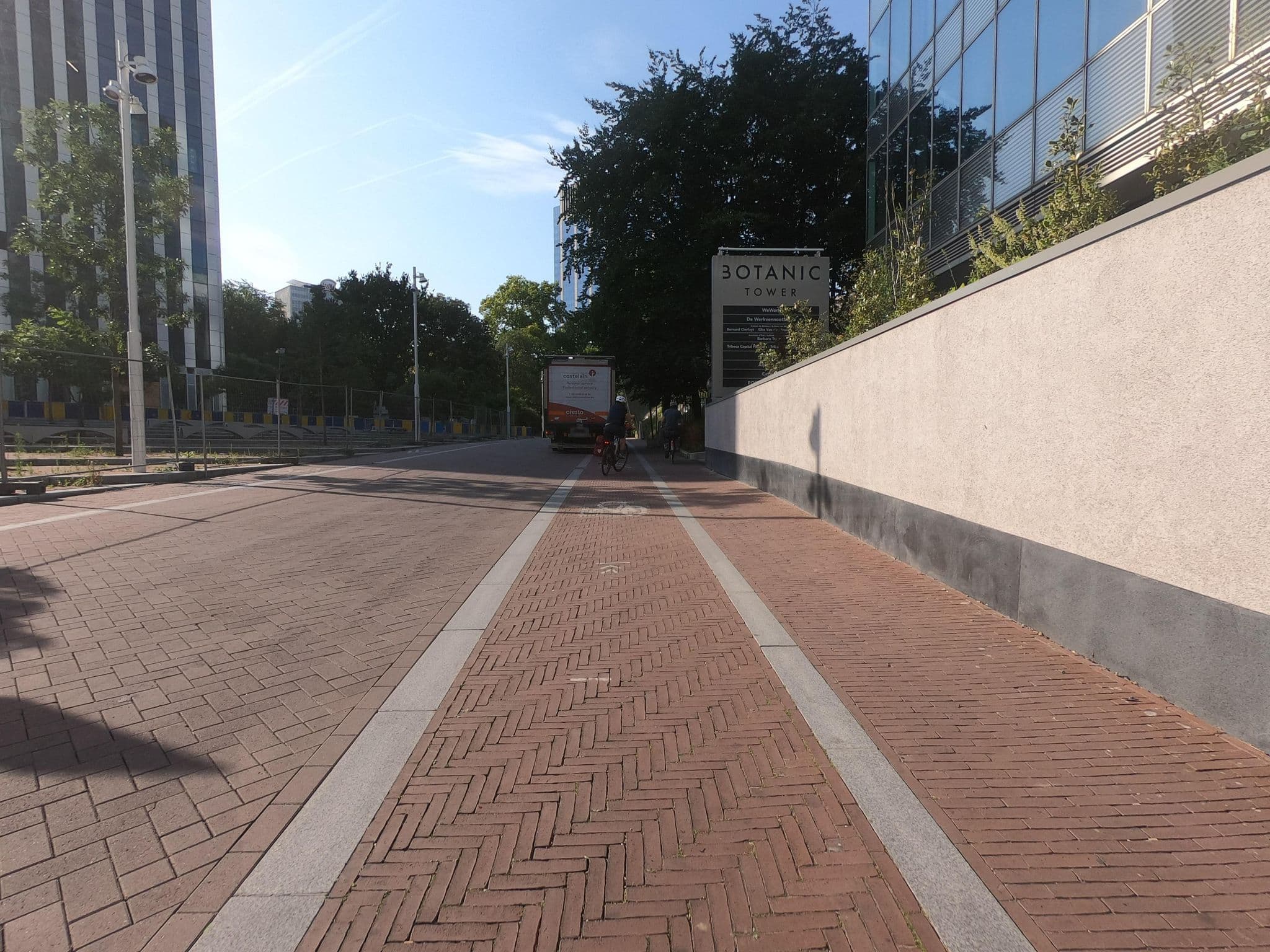 Street view near Albergo, Saint-Josse-ten-Noode — © thierry1030 (CC BY-SA · Mapillary)