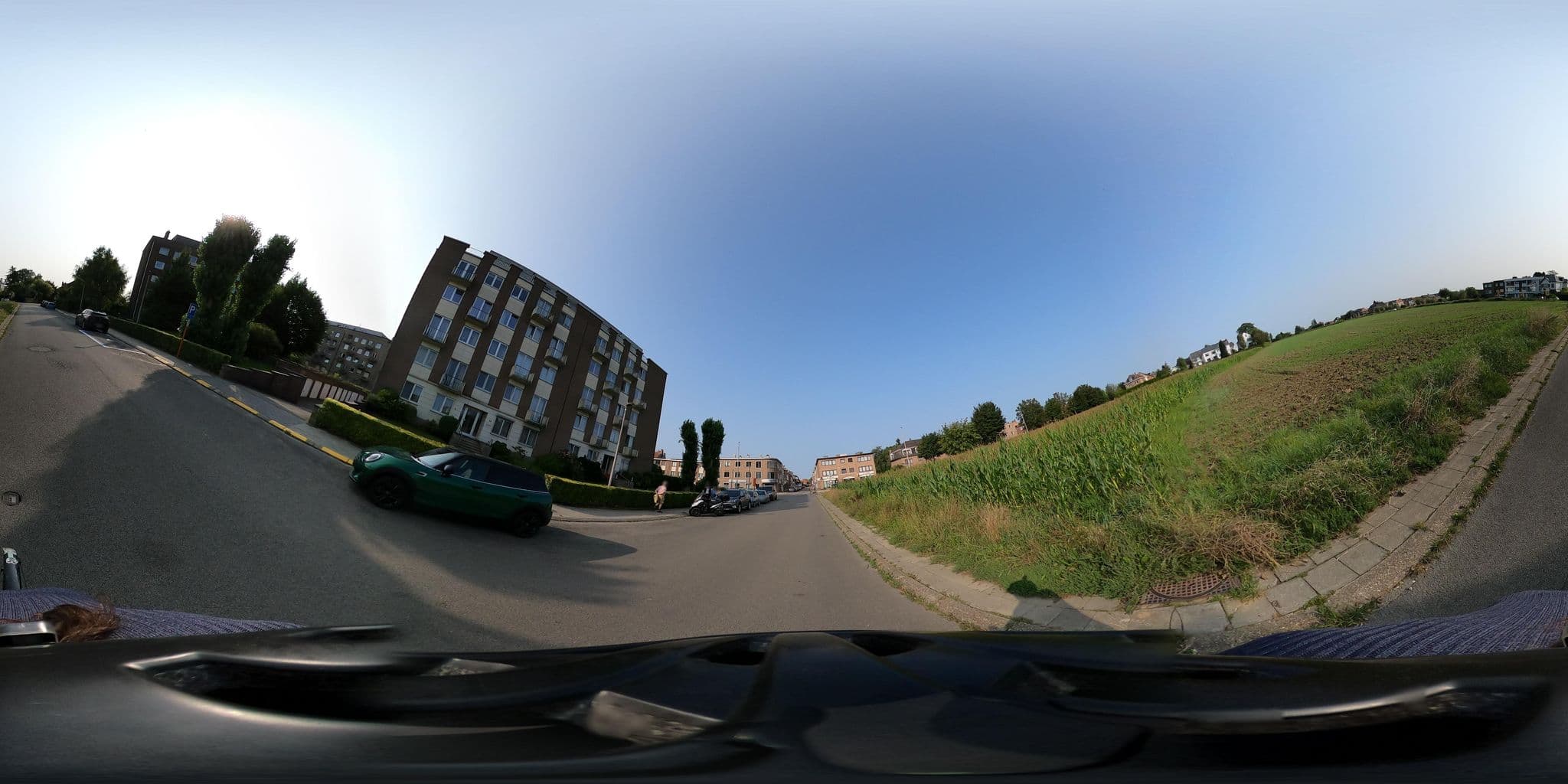 Street view near AirBnB Hélène, Kraainem — © RaphaelPasLoin (CC BY-SA · Mapillary)