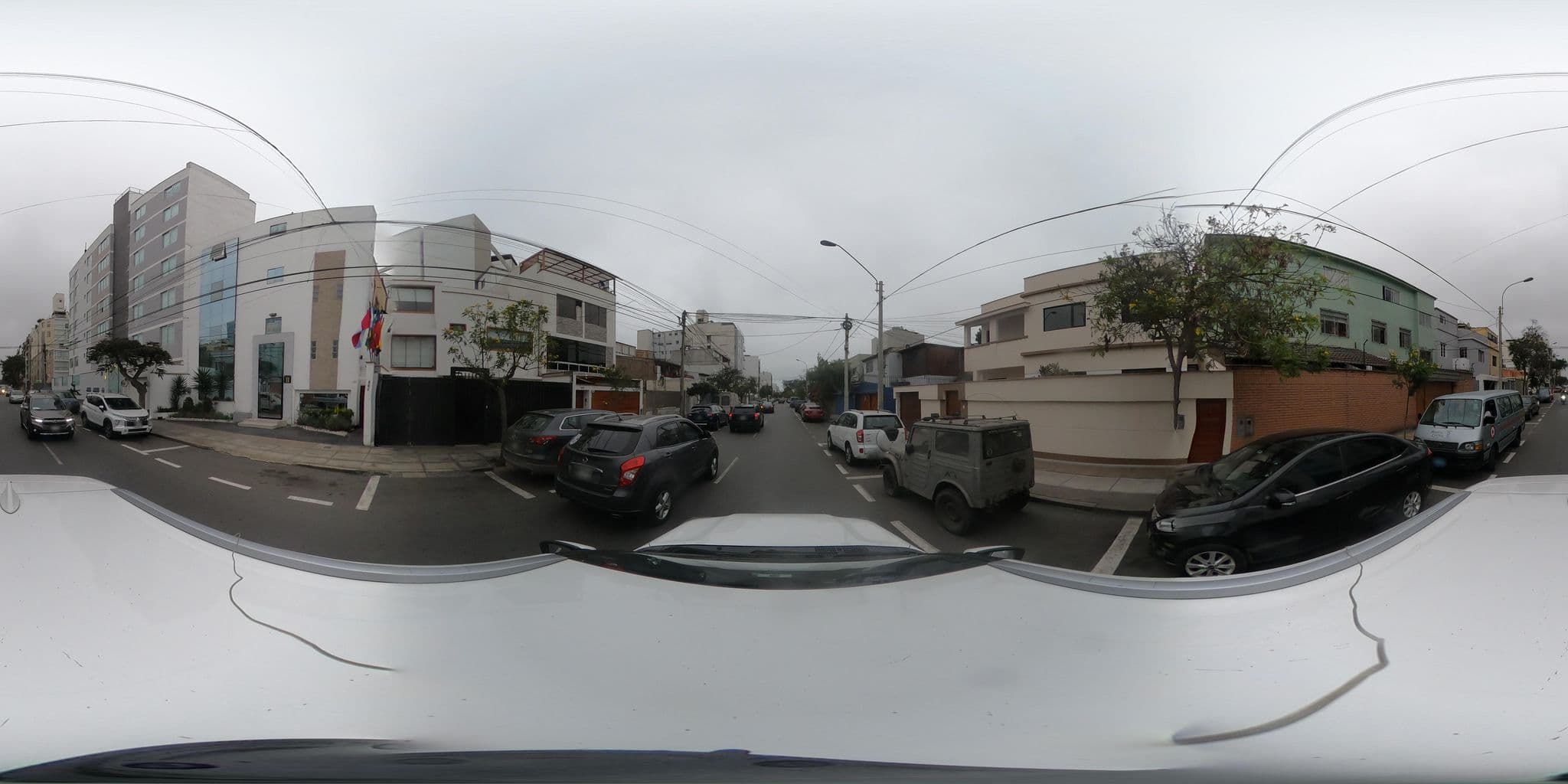 Street view near Hotel Ferre De Ville, Miraflores