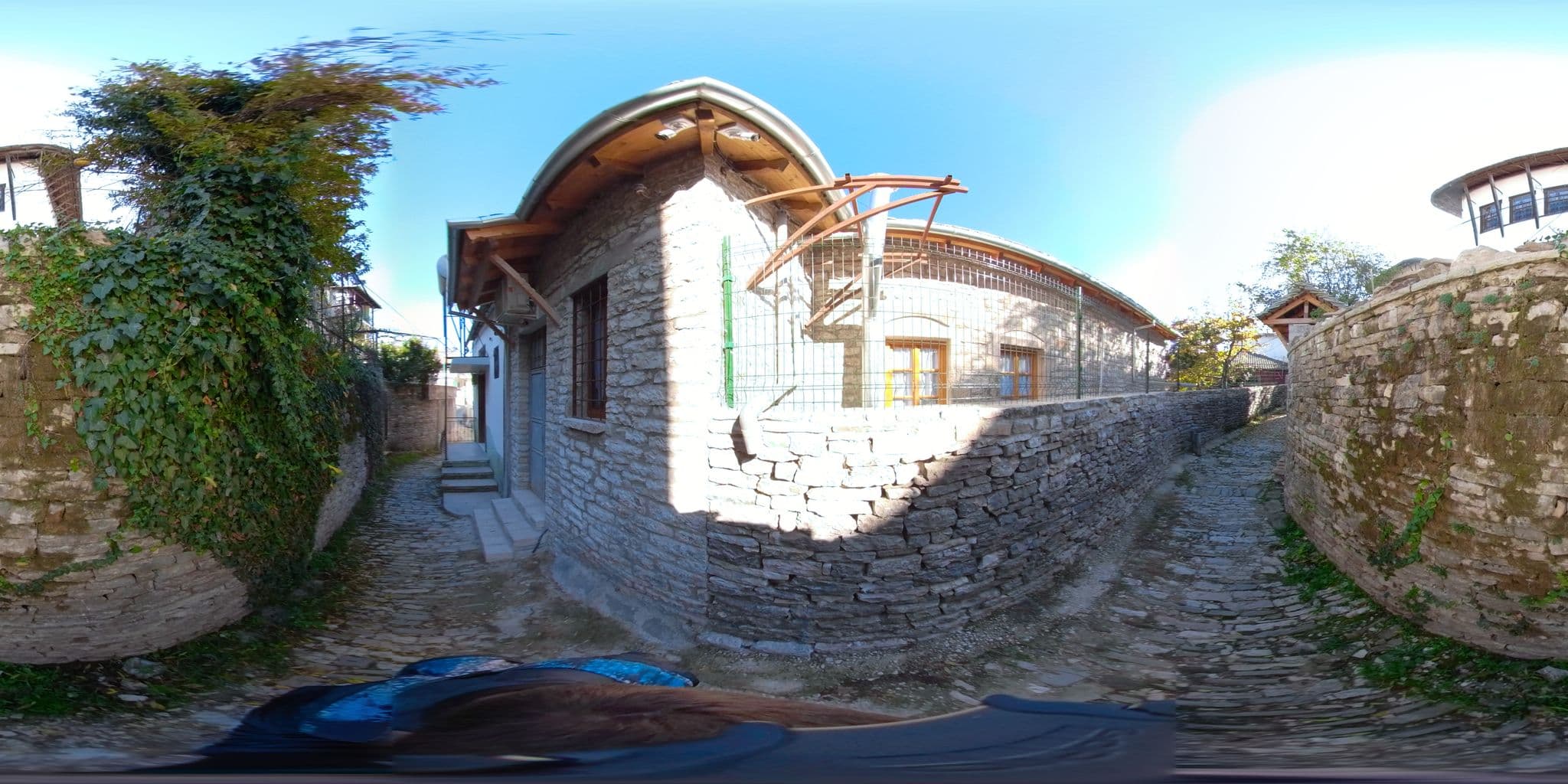 Street view near ArgyropoIis, Gjirokastër — © thodorisvakkas (CC BY-SA · Mapillary)