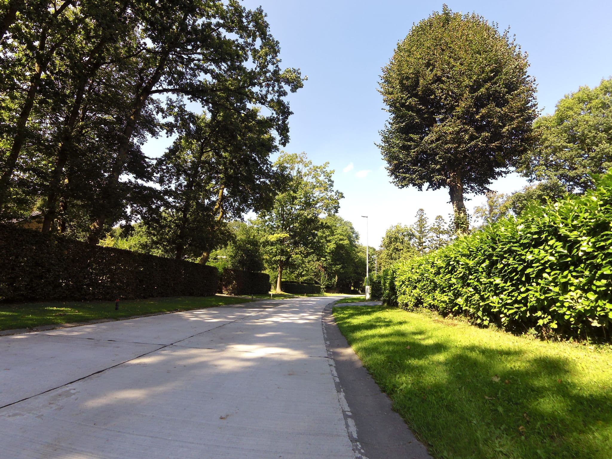 Street view near Casa Connessione, Sint-Andries — © zors1843 (CC BY-SA · Mapillary)