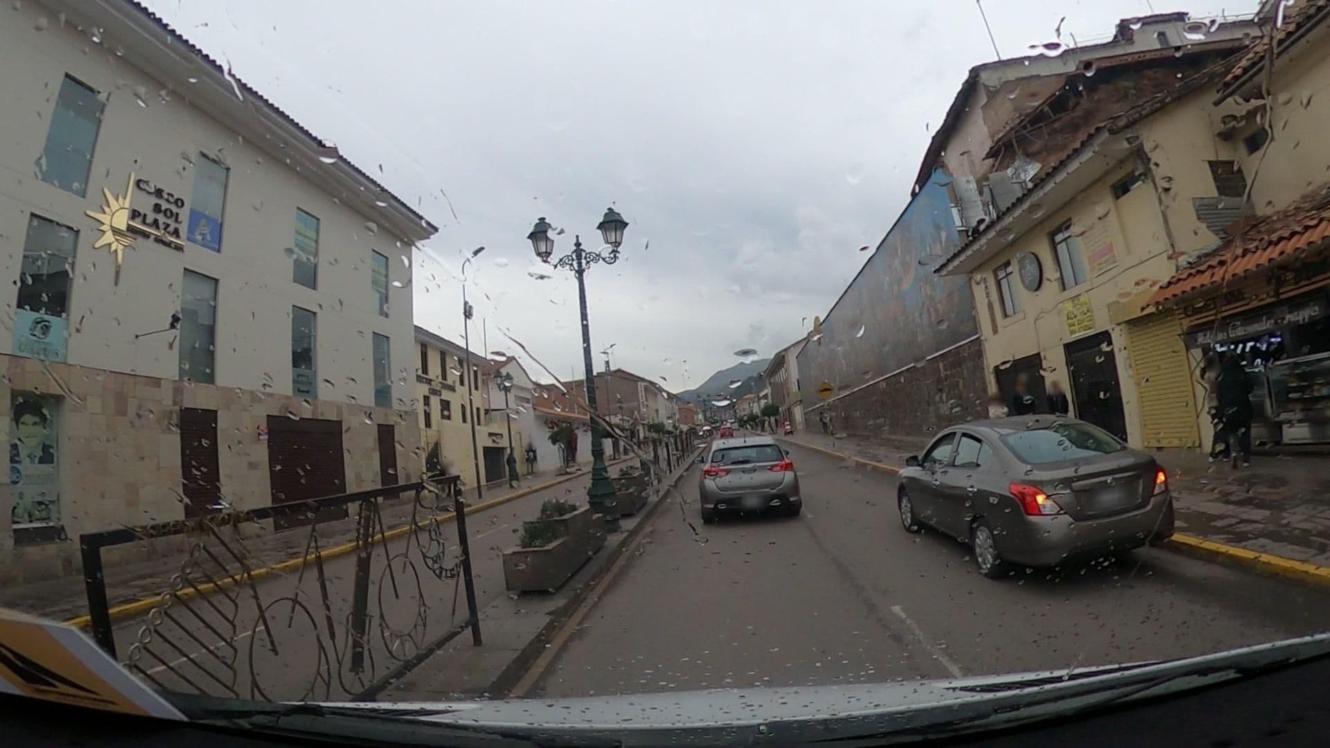 Street view near Hostal Santa Rosa, Wanchaq — © jaderbavaresco (CC BY-SA · Mapillary)