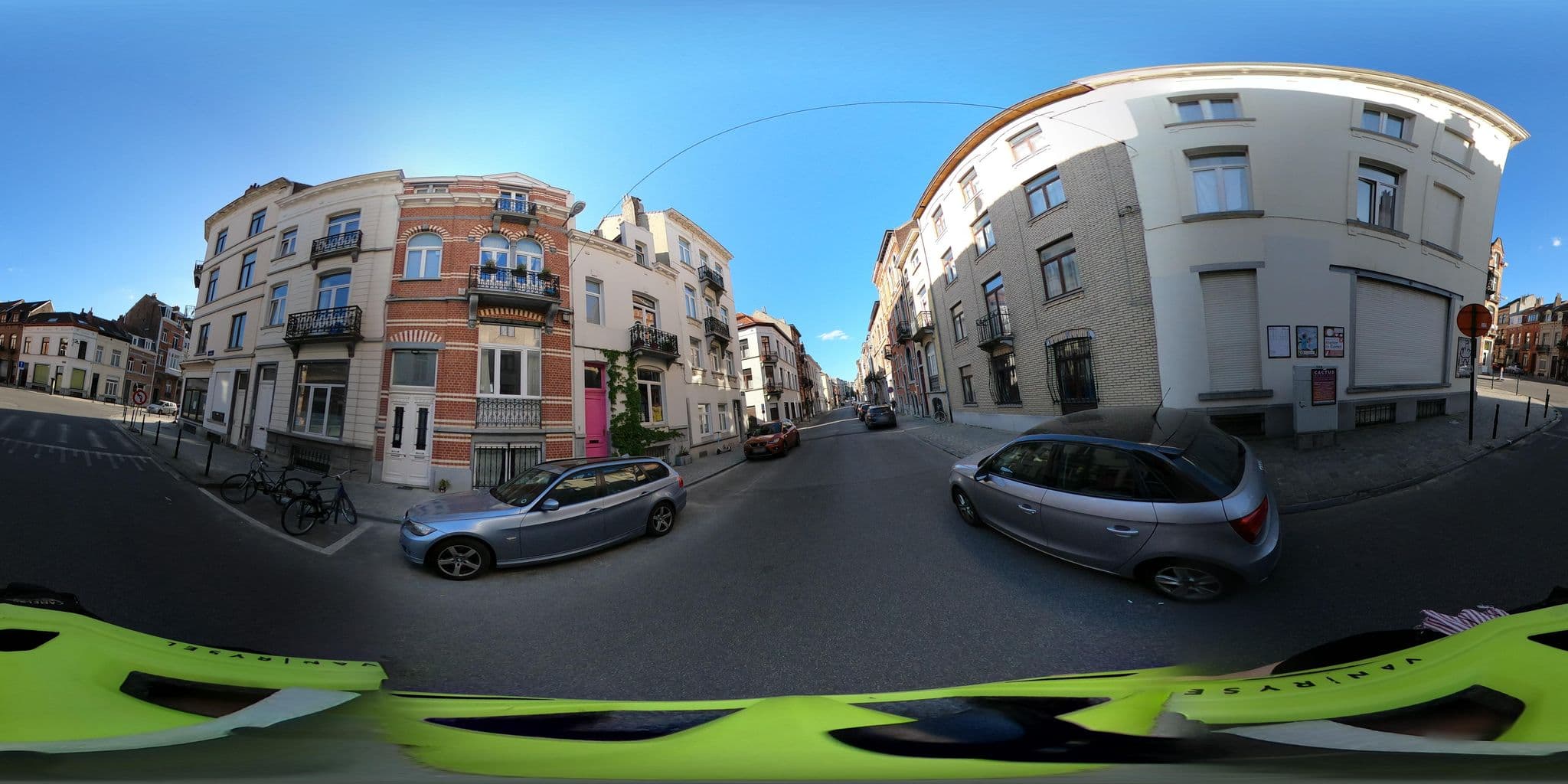 Street view near Halldis, Saint-Josse-ten-Noode — © Stefdegreef (CC BY-SA · Mapillary)