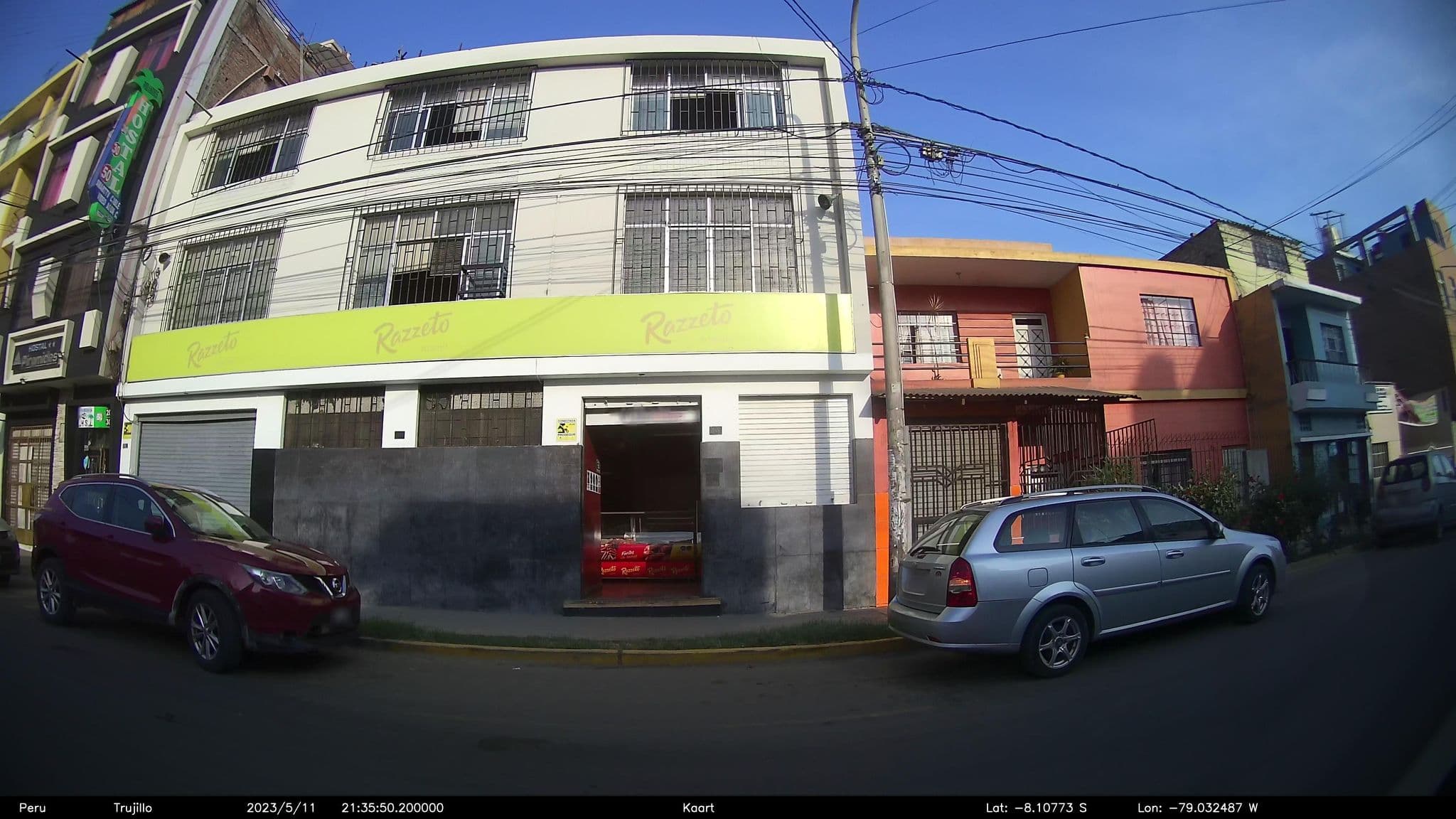 Street view near Hostal Piramides, Trujillo