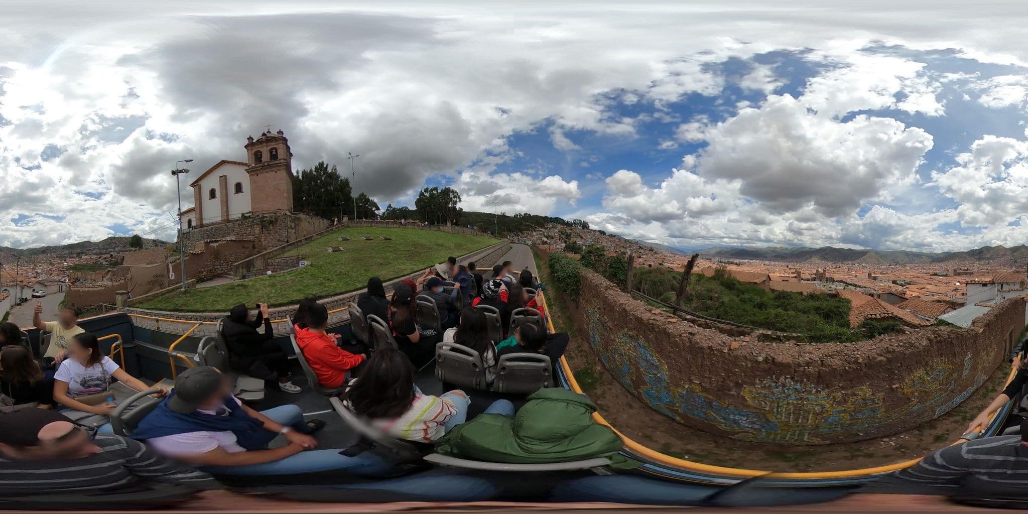 Street view near Hospedaje Municipal, Santiago — © jaderbavaresco (CC BY-SA · Mapillary)