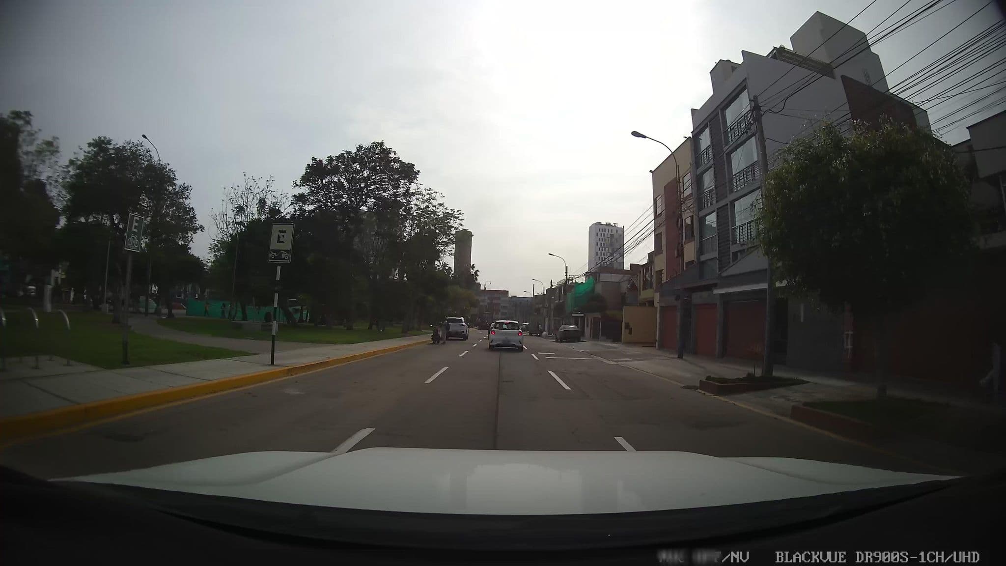 Street view near Ocean's, Carmen De La Legua Reynoso — © kaartcam (CC BY-SA · Mapillary)