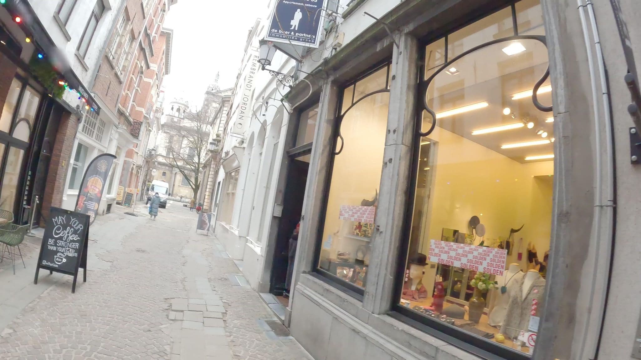 Street view near Quinten Matsijs, Antwerp — © koninklijke (CC BY-SA · Mapillary)