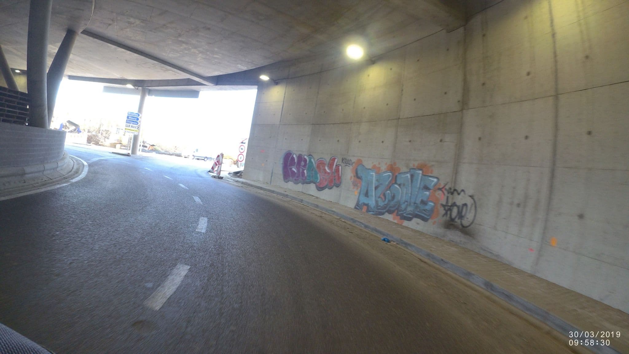 Street view near Martin's Louvain-la-Neuve, Louvain-la-Neuve — © polyglot (CC BY-SA · Mapillary)