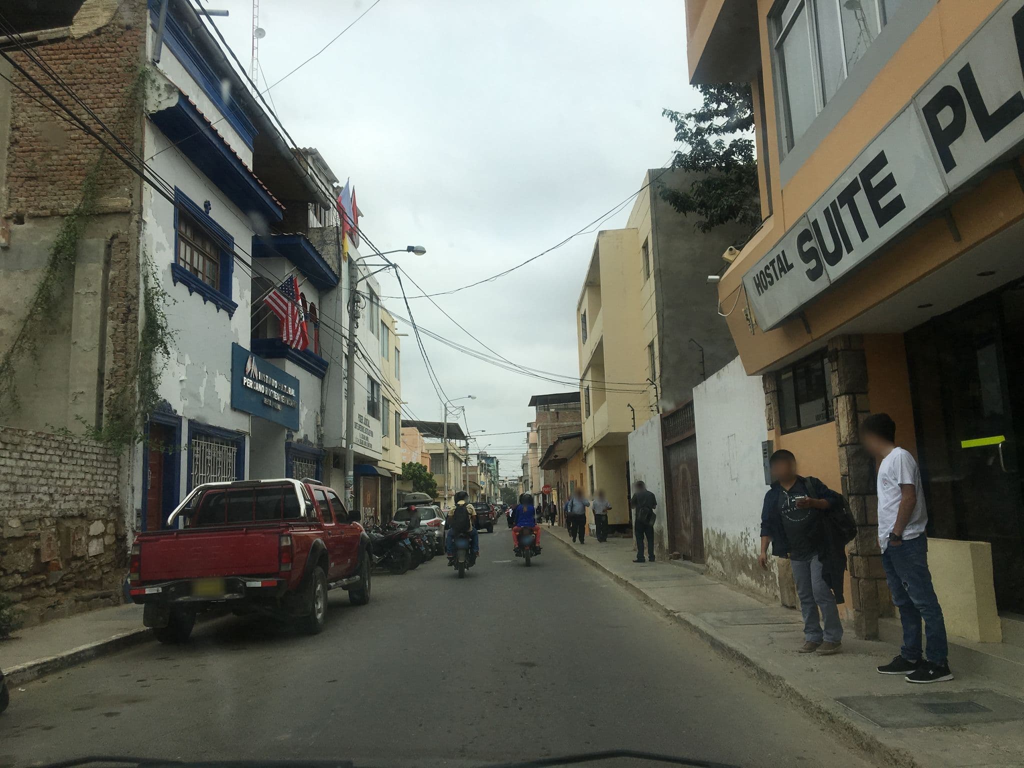 Street view near Hostal Suite Plaza, Piura — © sedicla (CC BY-SA · Mapillary)