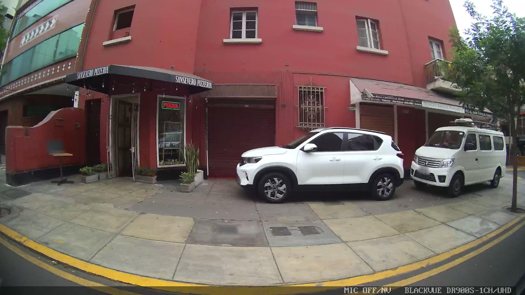 Street view near Qema Lima, Miraflores — © kaartcam (CC BY-SA · Mapillary)