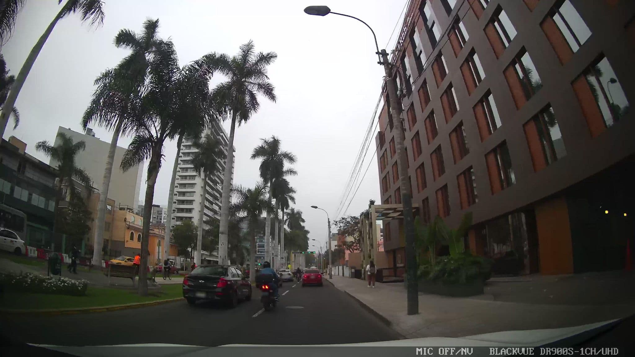 Street view near Doubletree By Hilton Lima San Isidro, San Isidro — © kaart_3 (CC BY-SA · Mapillary)