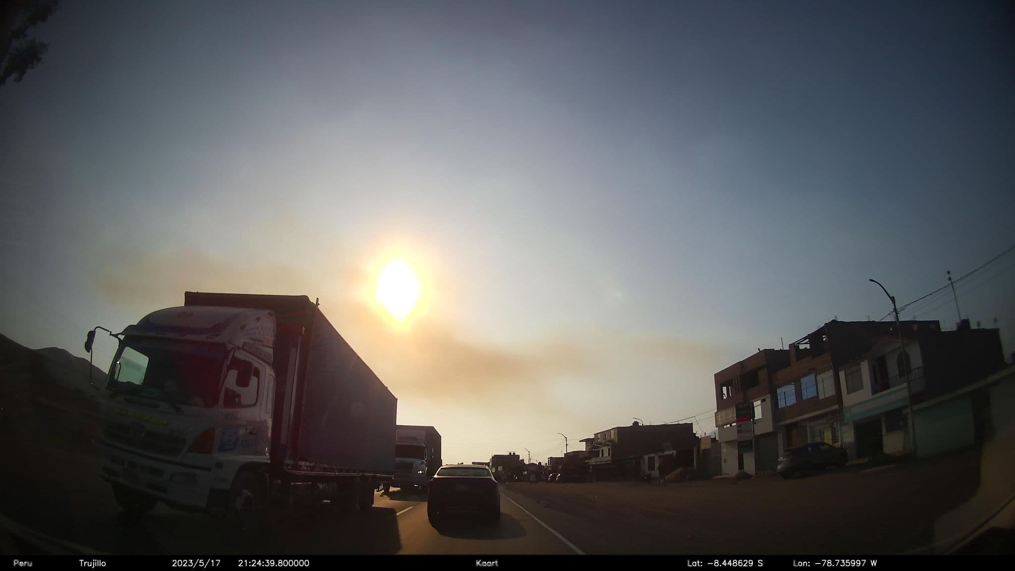 Street view near Hospedaje J&R, Virú — © kaart_2 (CC BY-SA · Mapillary)