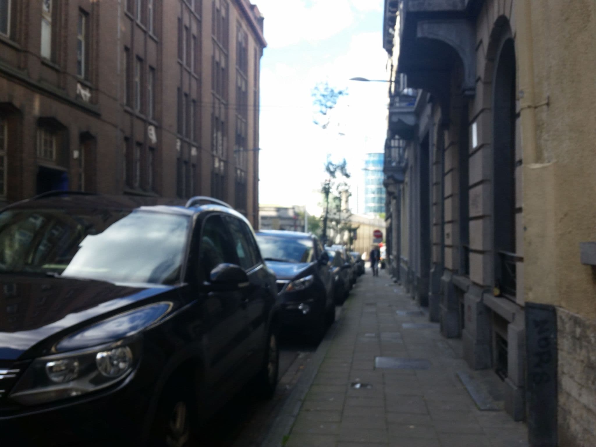 Street view near Foyer Européen, Saint-Josse-ten-Noode — © filipc (CC BY-SA · Mapillary)
