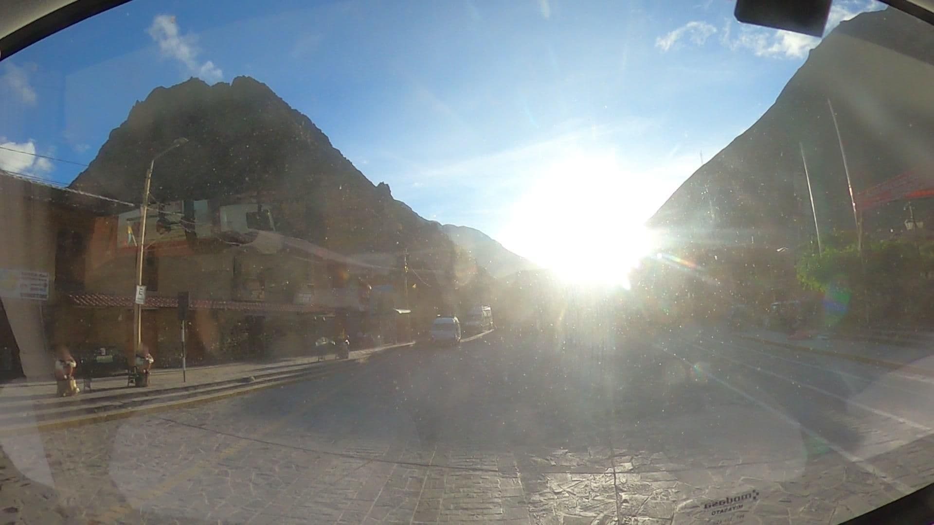 Street view near Hostal Sacred Point, Ollantaytambo — © jaderbavaresco (CC BY-SA · Mapillary)