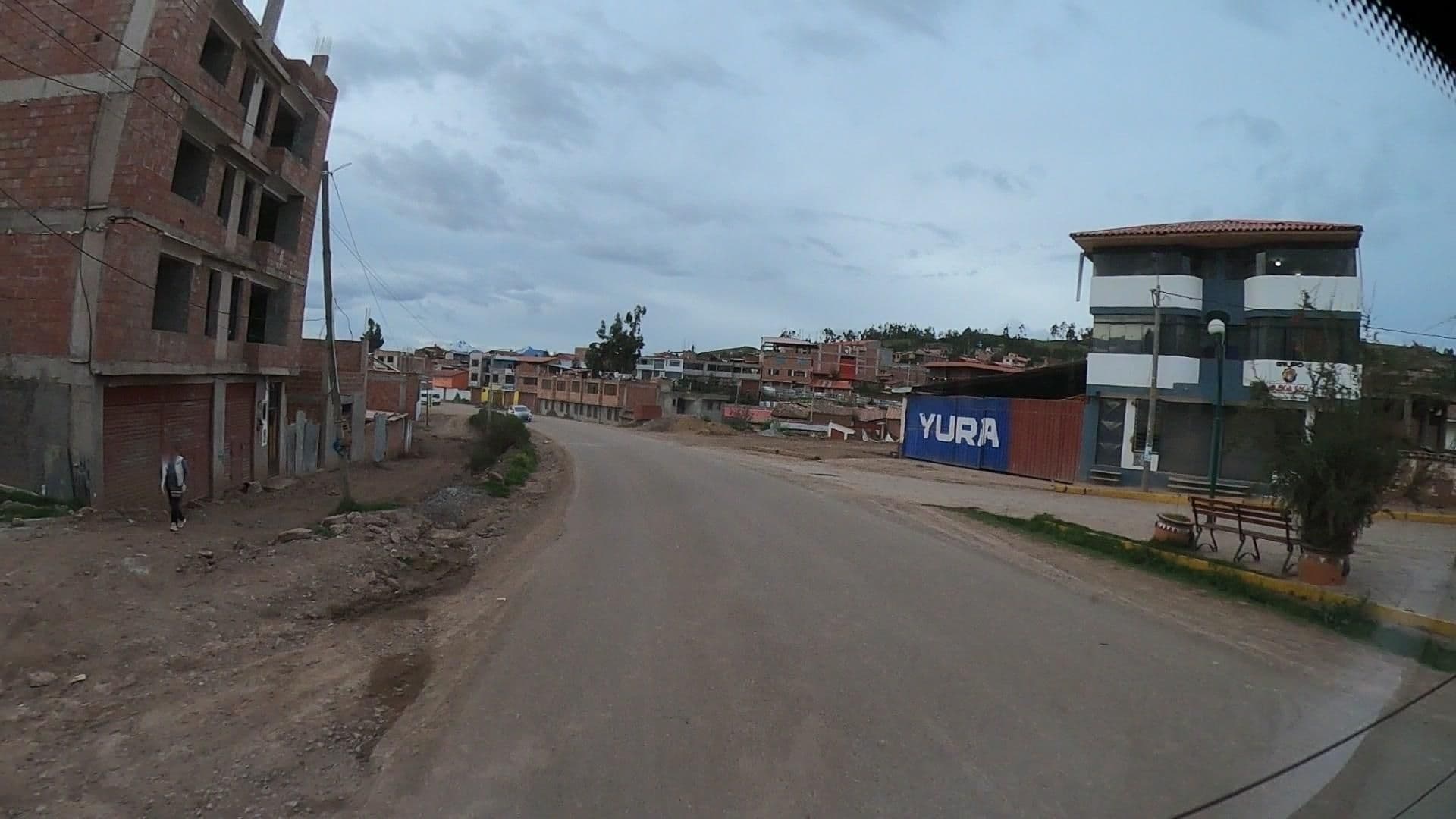 Street view near Toribias, Urubamba