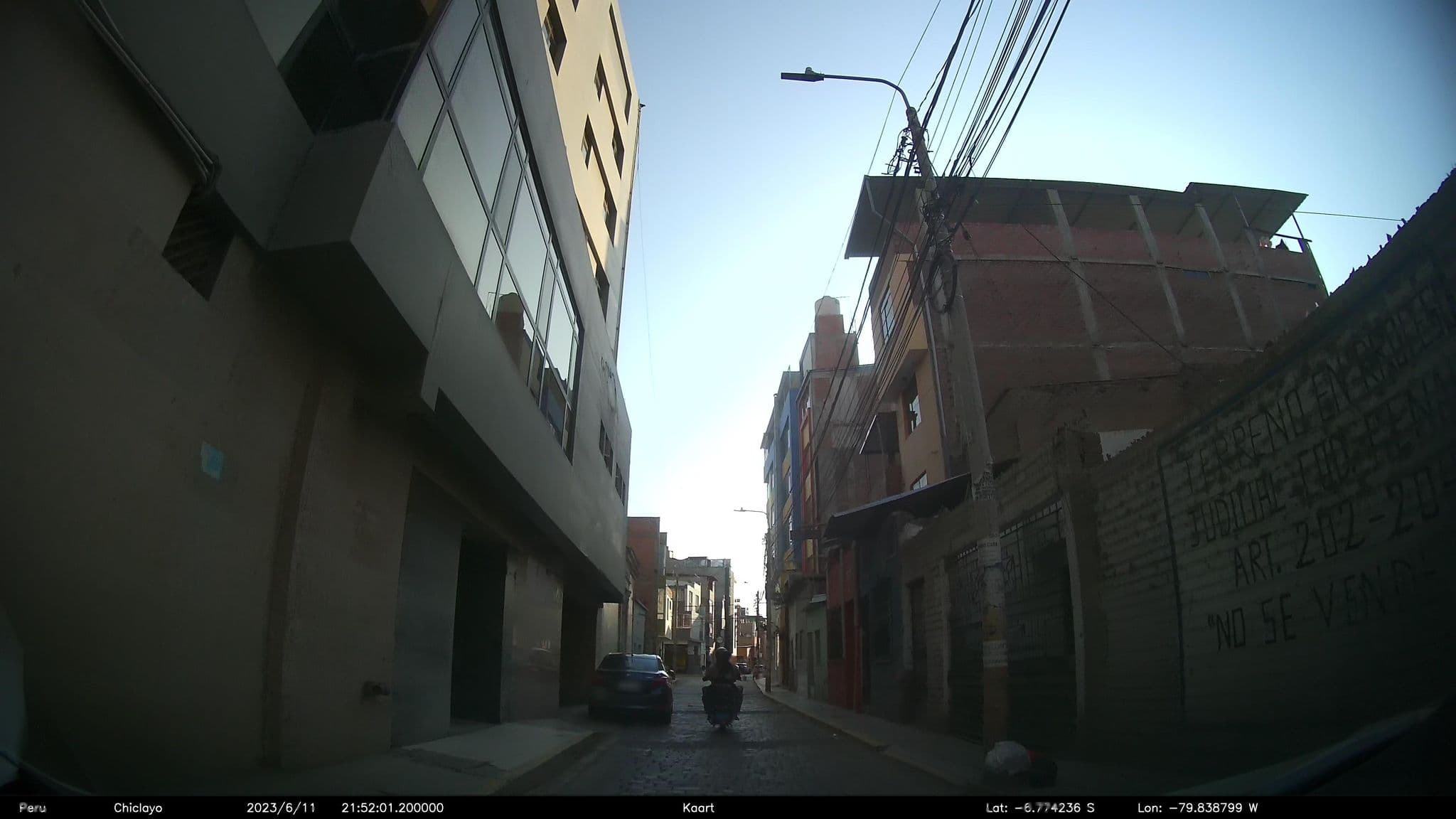 Street view near Wyndham Costa del Sol, Chiclayo — © kaart_2 (CC BY-SA · Mapillary)