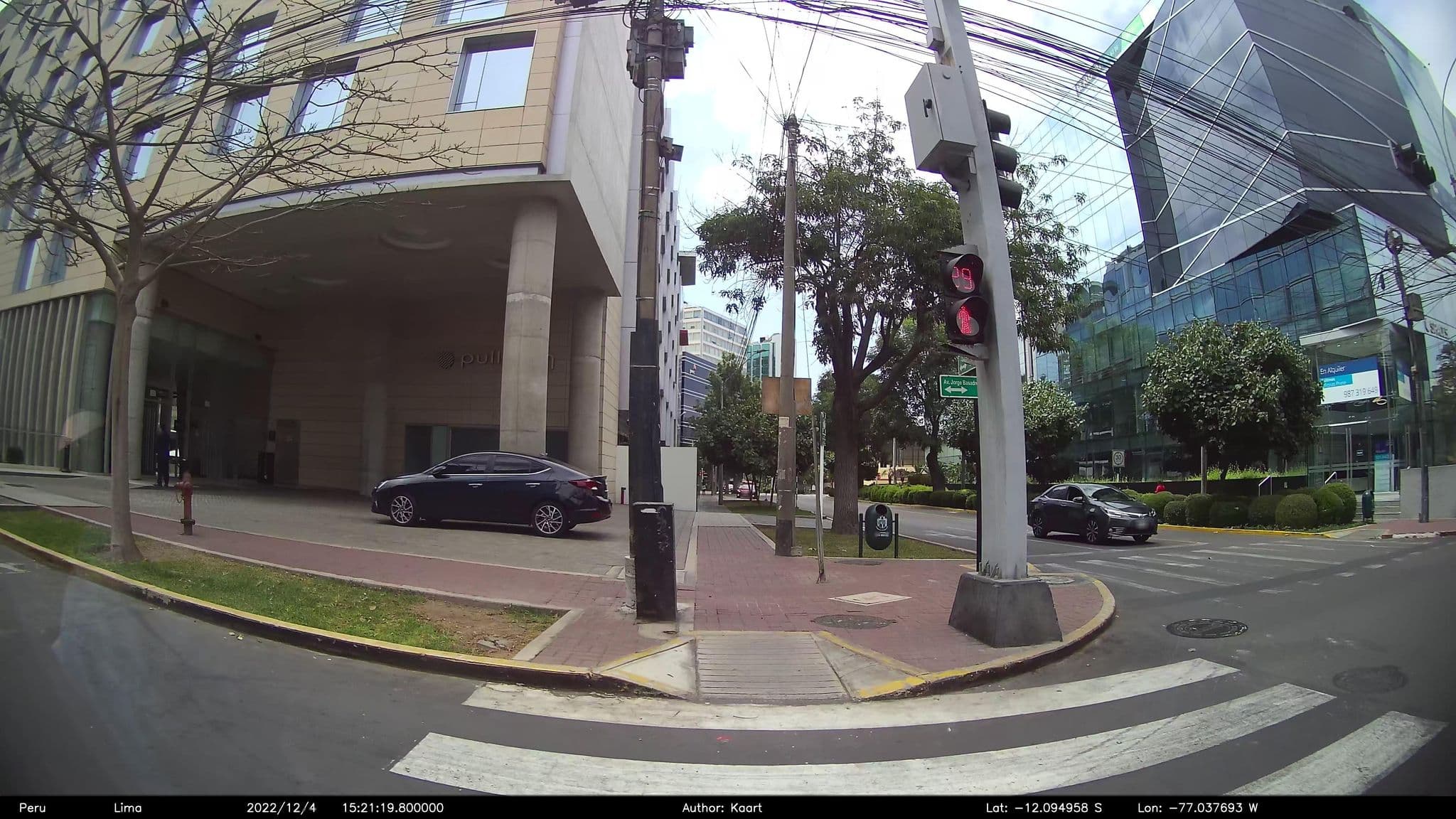 Street view near Pullman Lima San Isidro, San Isidro — © kaart5 (CC BY-SA · Mapillary)