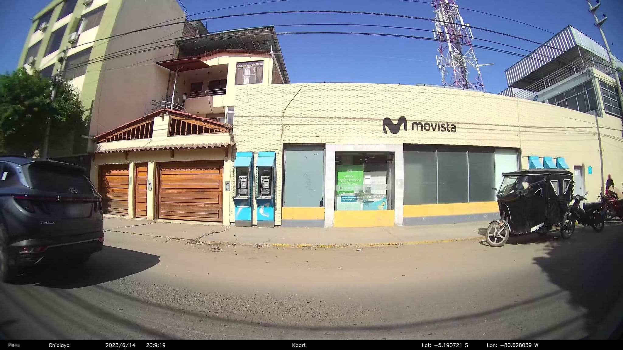 Street view near Esmeralda Hotel, Piura — © kaart_2 (CC BY-SA · Mapillary)