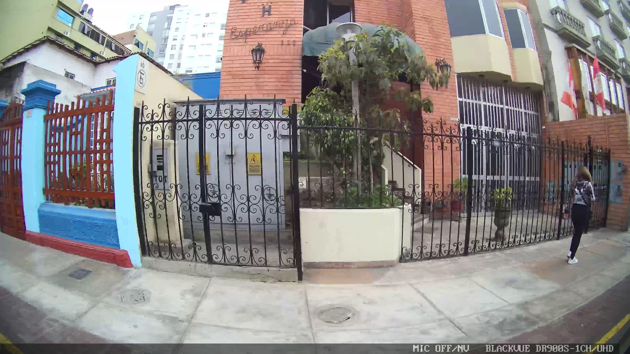Street view near Hotel Stefanos, Miraflores