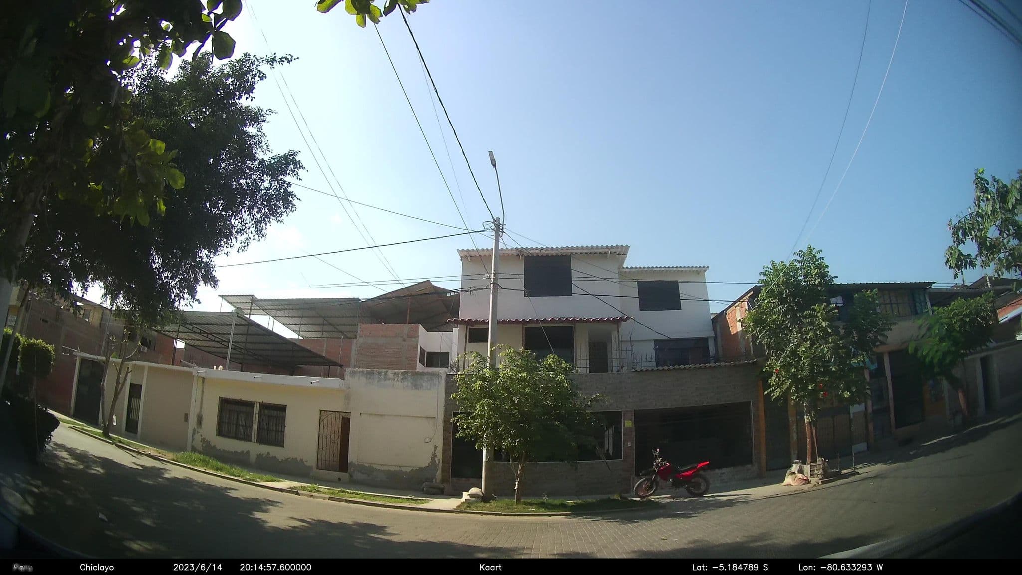 Street view near Roland's Service, Piura — © kaart_2 (CC BY-SA · Mapillary)
