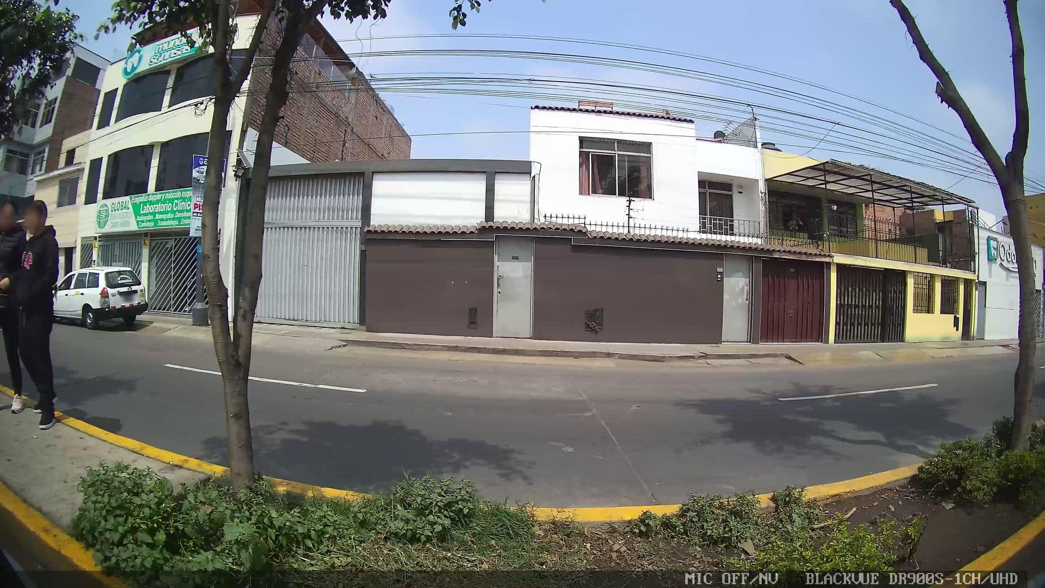 Street view near Limao Hotel, Carmen De La Legua Reynoso — © kaart_3 (CC BY-SA · Mapillary)