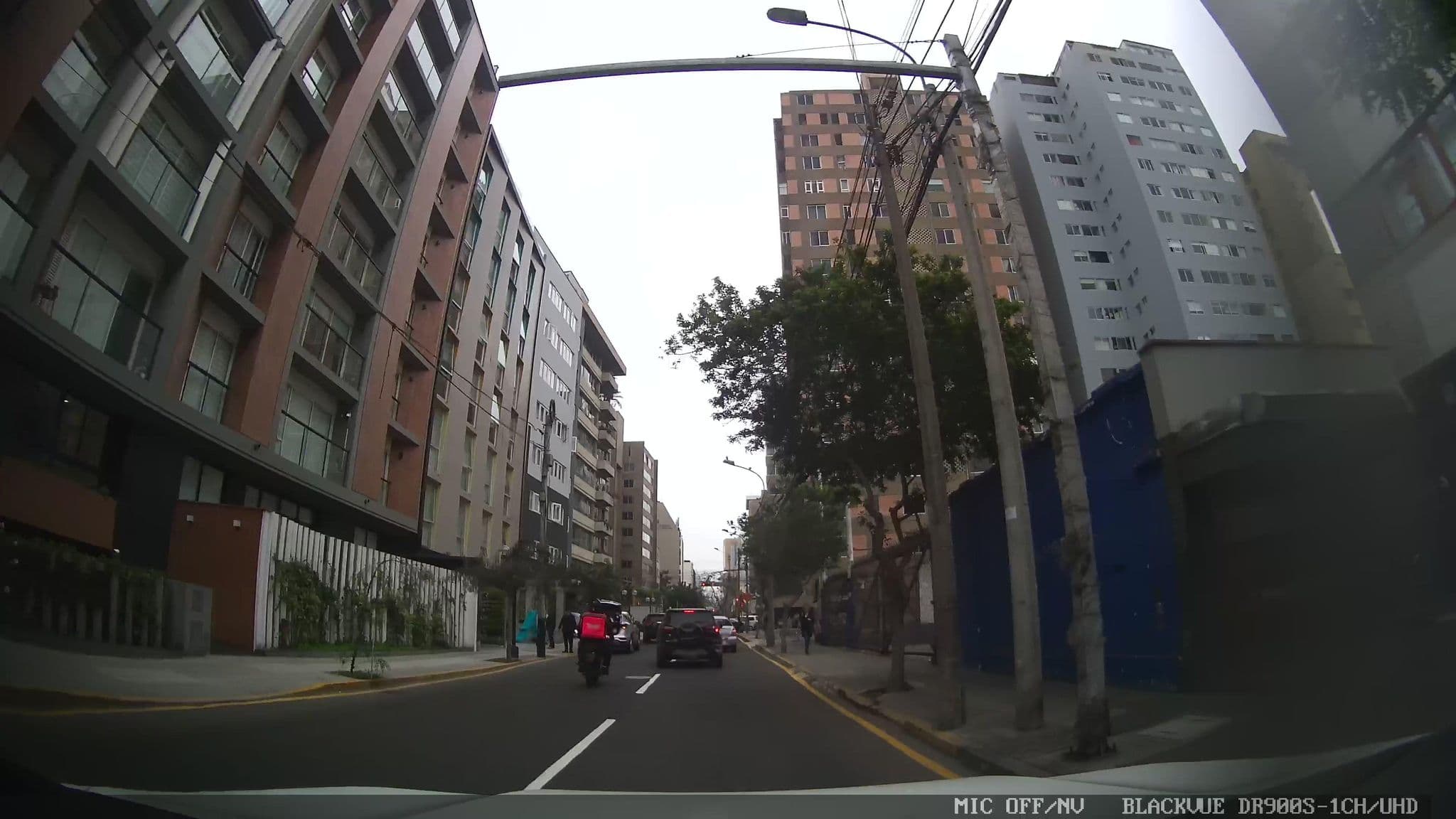 Street view near Hotel Ariosto, Miraflores