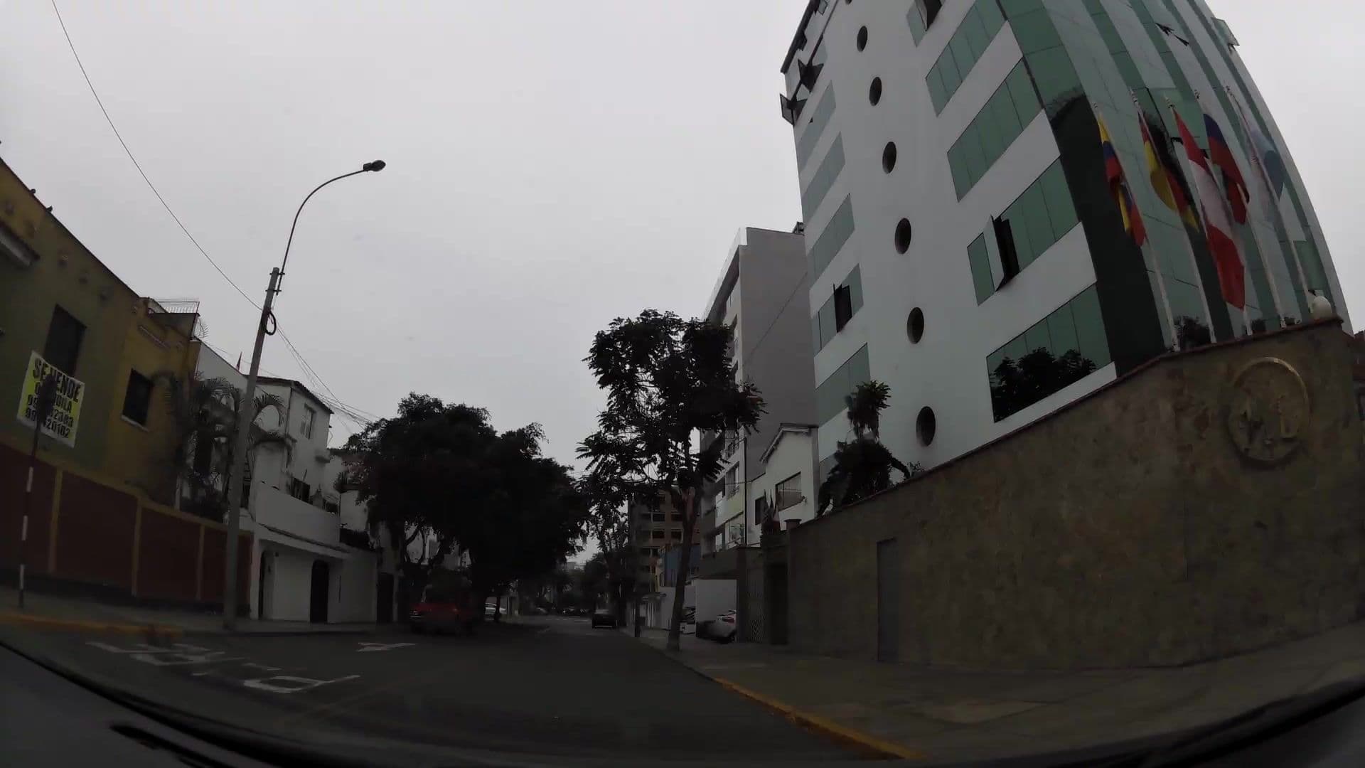 Street view near Hotel Lexus, Miraflores
