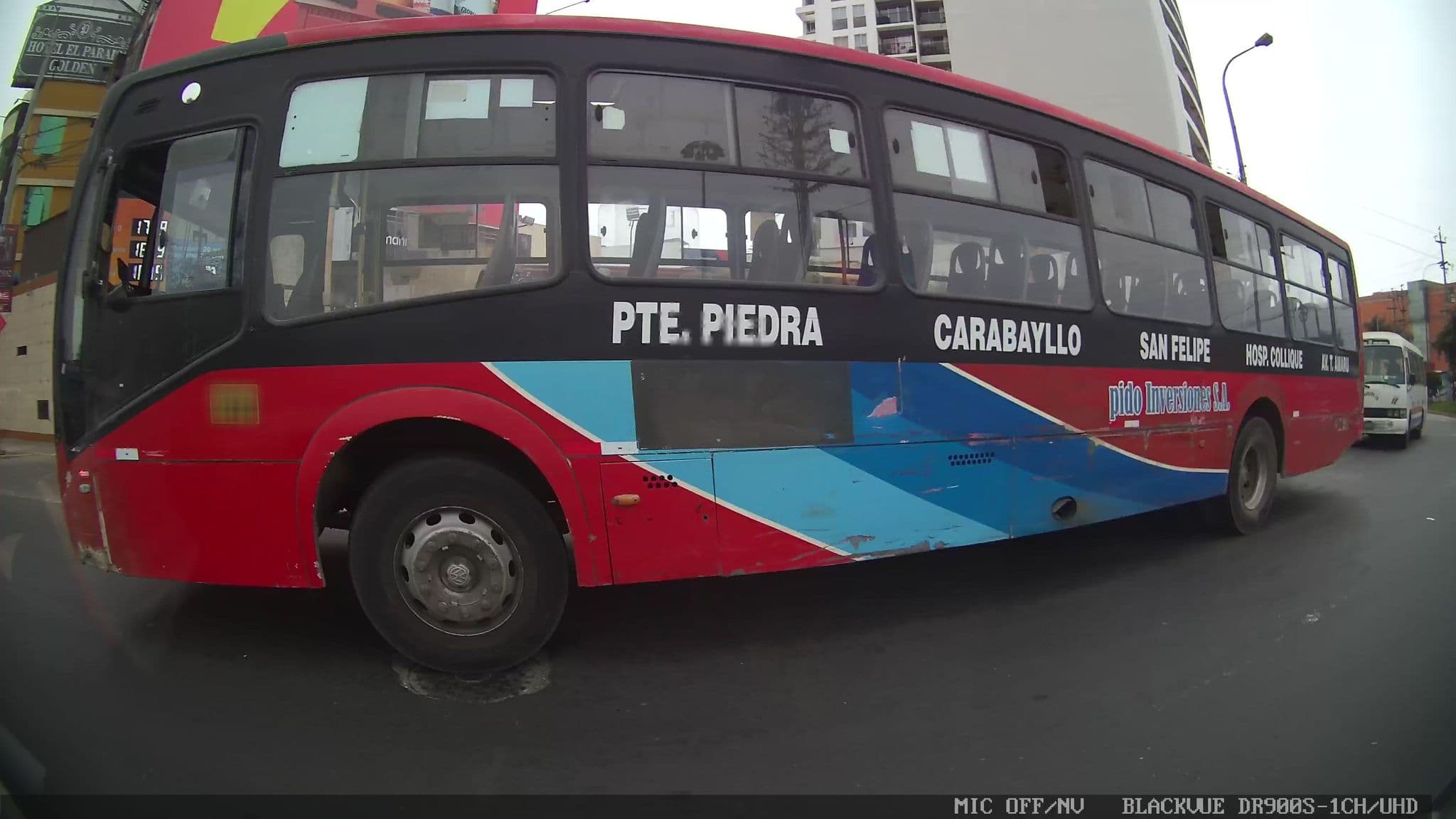 Street view near Hostal el Paraiso, Carmen De La Legua Reynoso — © kaartcam (CC BY-SA · Mapillary)