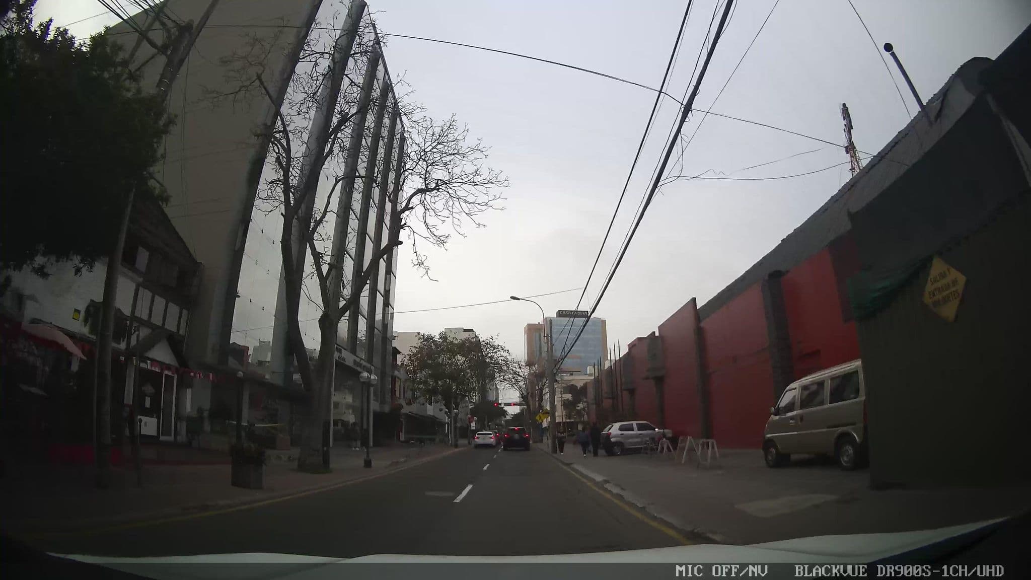 Street view near Hotel María Angola, Miraflores