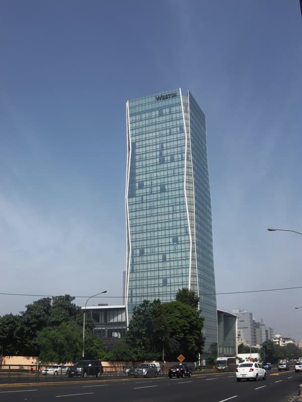 The Westin Lima Hotel & Convention Center (via Wikimedia Commons, CC BY-SA 3.0)