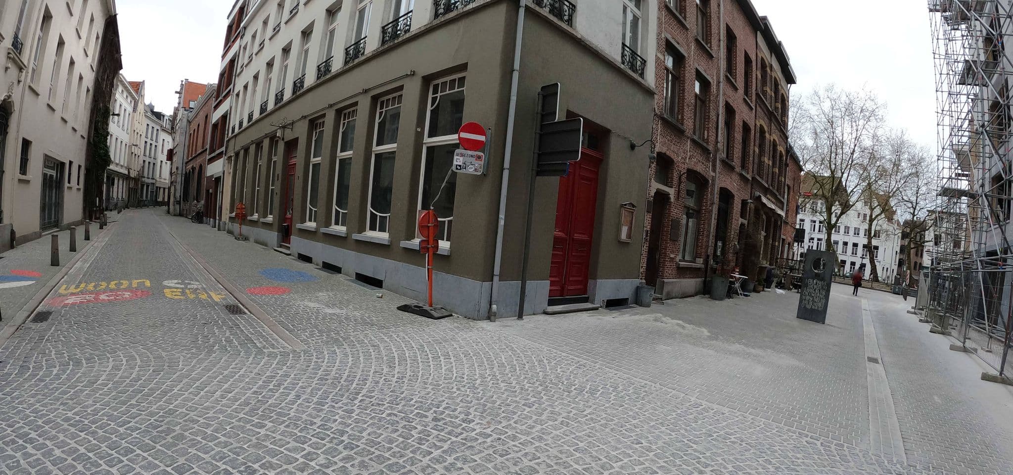 Street view near ’t Sandt, Antwerp — © koninklijke (CC BY-SA · Mapillary)