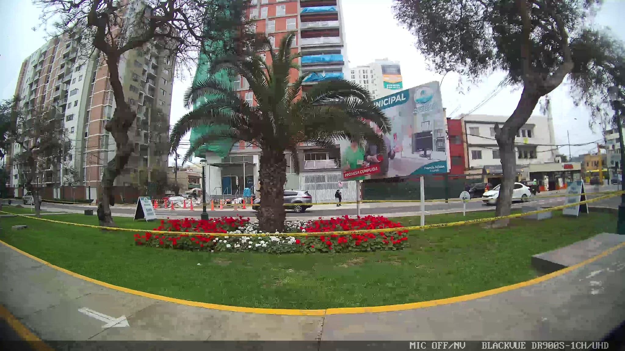 Street view near Hostal Happy, San Isidro — © kaart_1 (CC BY-SA · Mapillary)