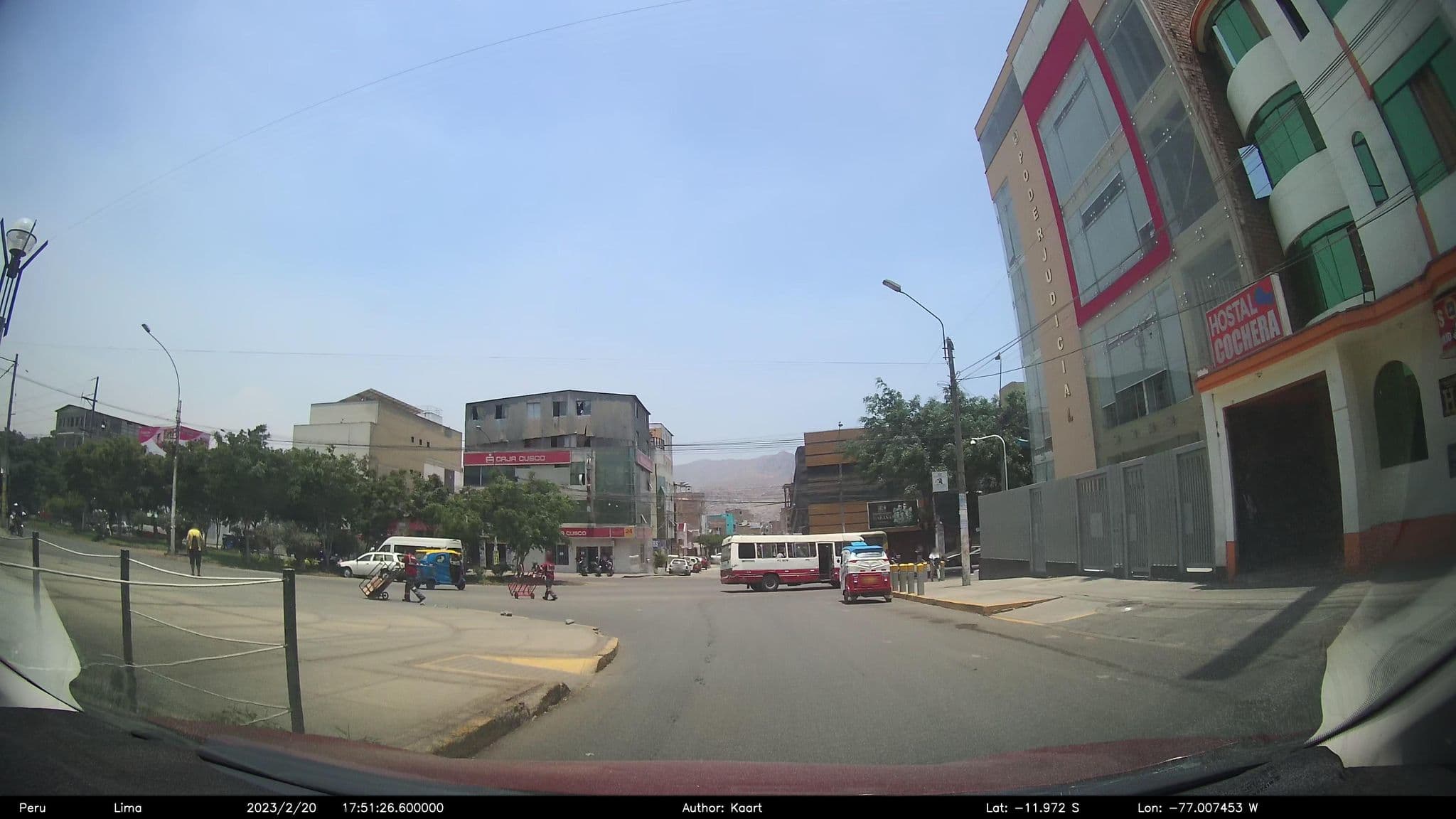 Street view near Hospedaje Cochera, Independencia — © kaart_2 (CC BY-SA · Mapillary)