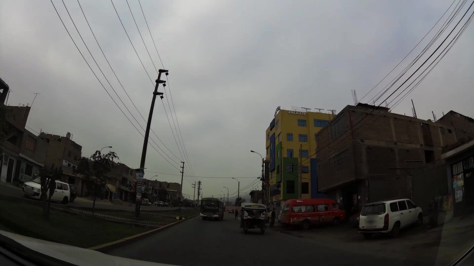 Street view near The Majestic, Independencia — © kaartcam (CC BY-SA · Mapillary)