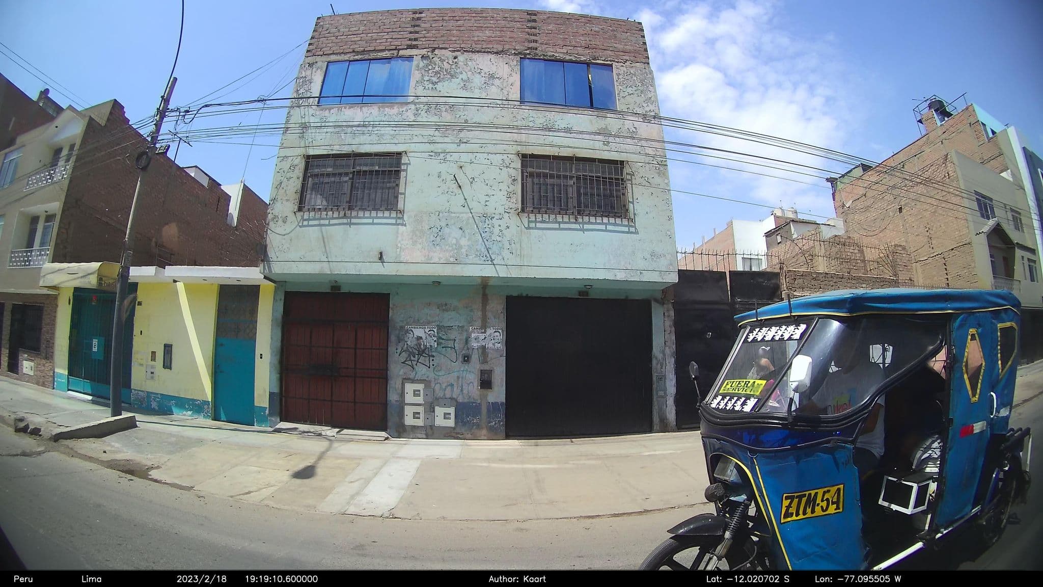 Street view near Hostal Marval, Carmen De La Legua Reynoso — © kaart_2 (CC BY-SA · Mapillary)