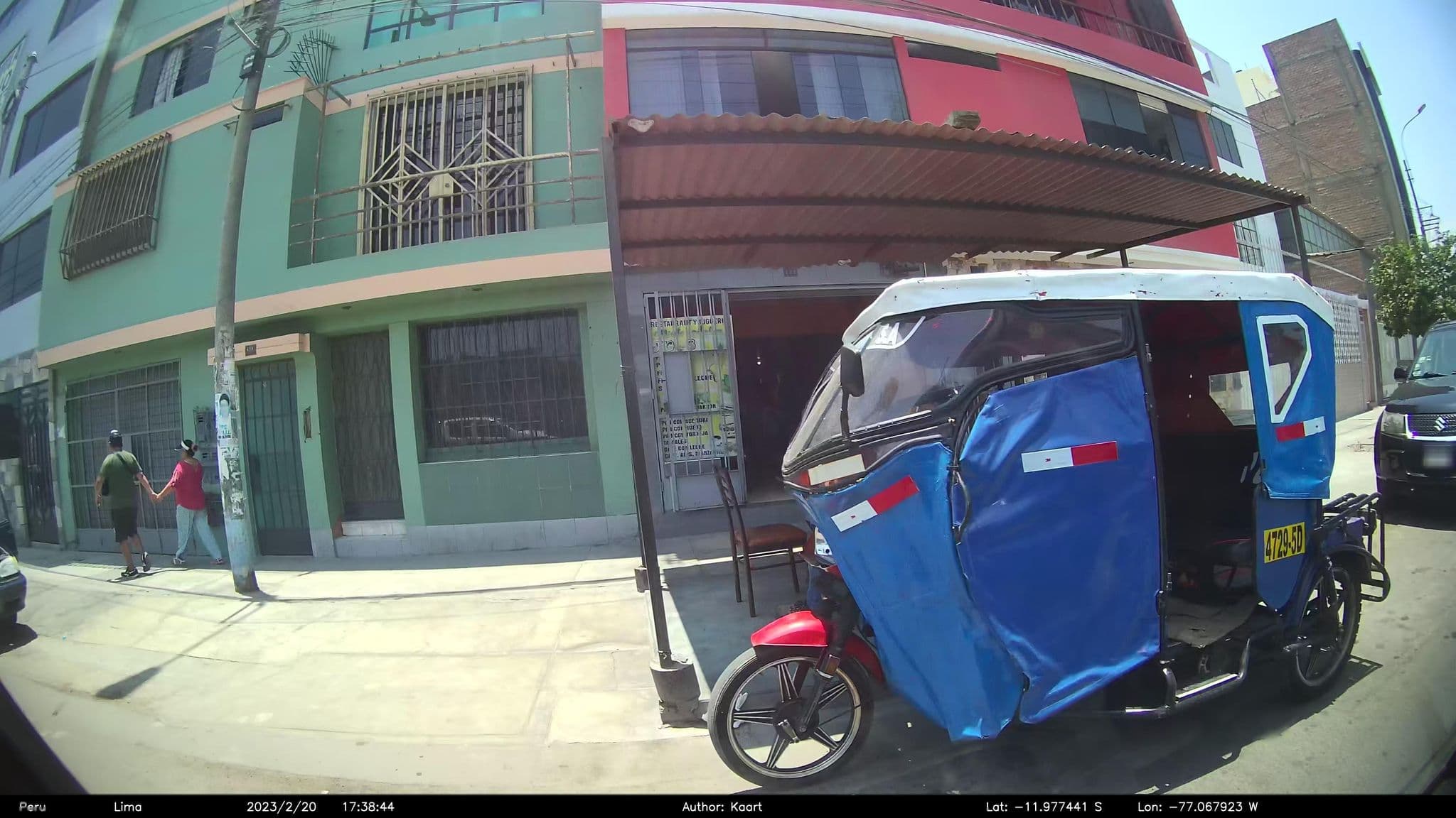 Street view near Hostal Casablanca, Independencia — © kaart_2 (CC BY-SA · Mapillary)