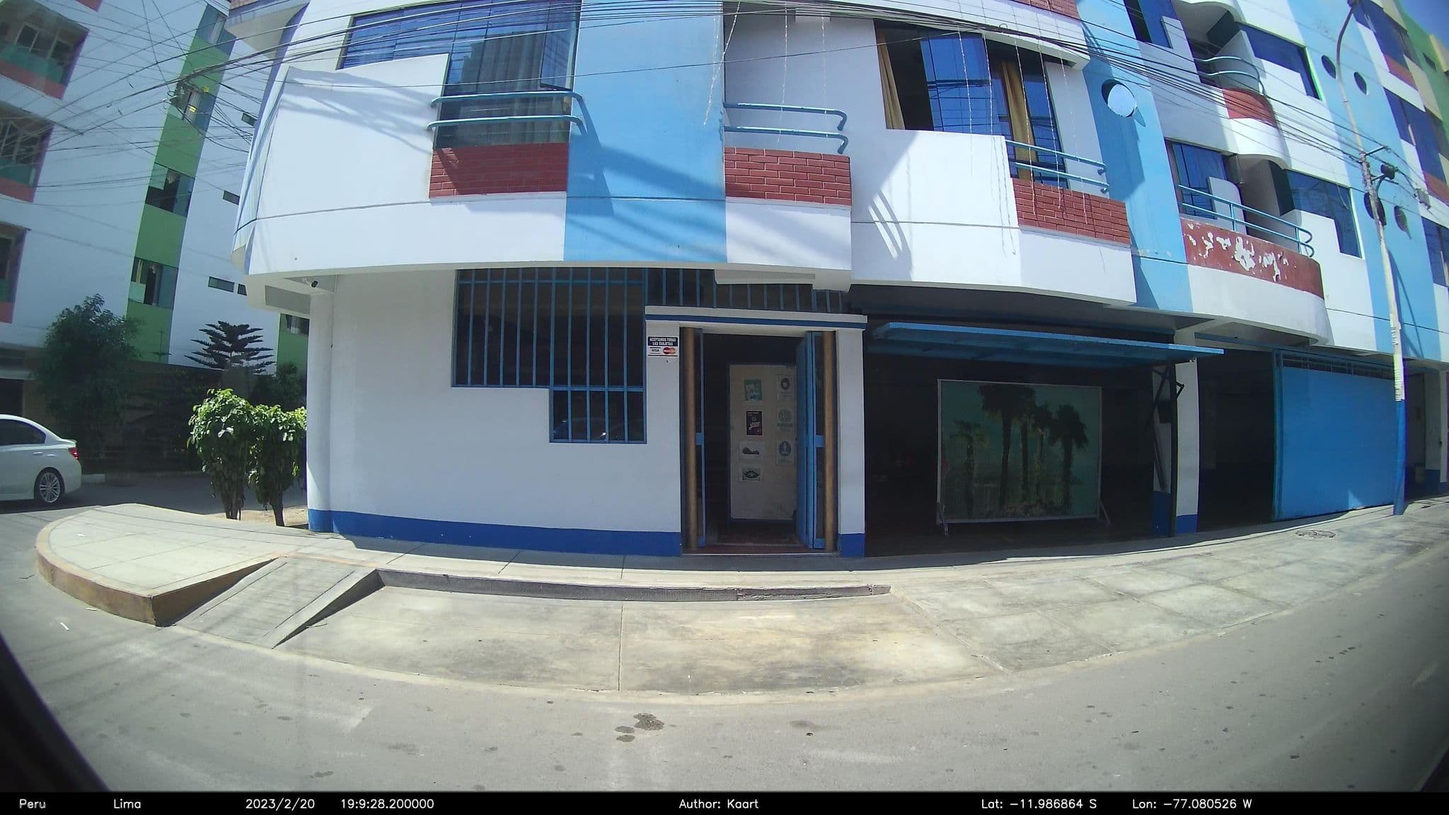Street view near Hostal Mi Amore, Independencia — © kaart_2 (CC BY-SA · Mapillary)