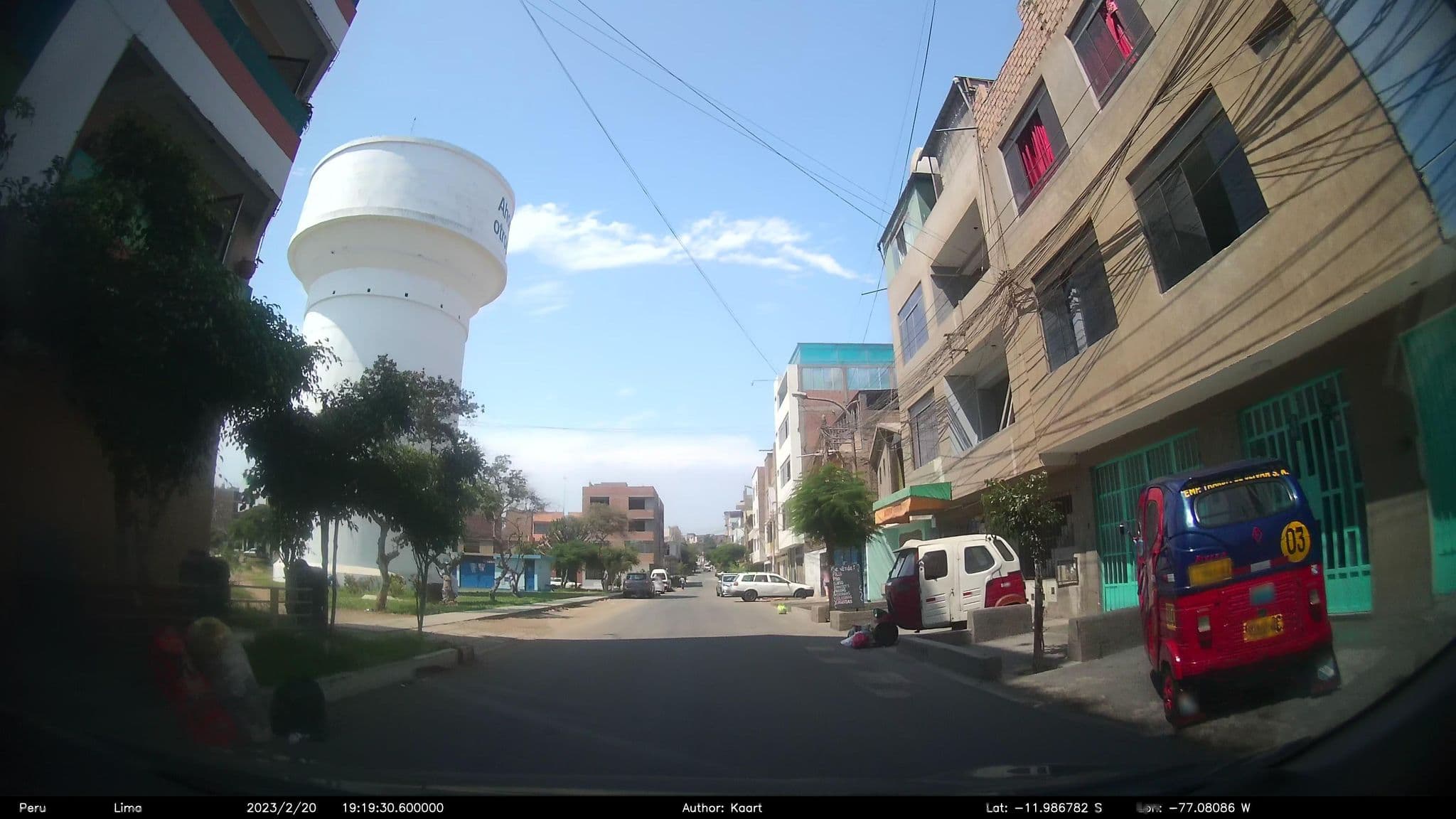 Street view near Hotel Olan, Independencia — © kaart_2 (CC BY-SA · Mapillary)