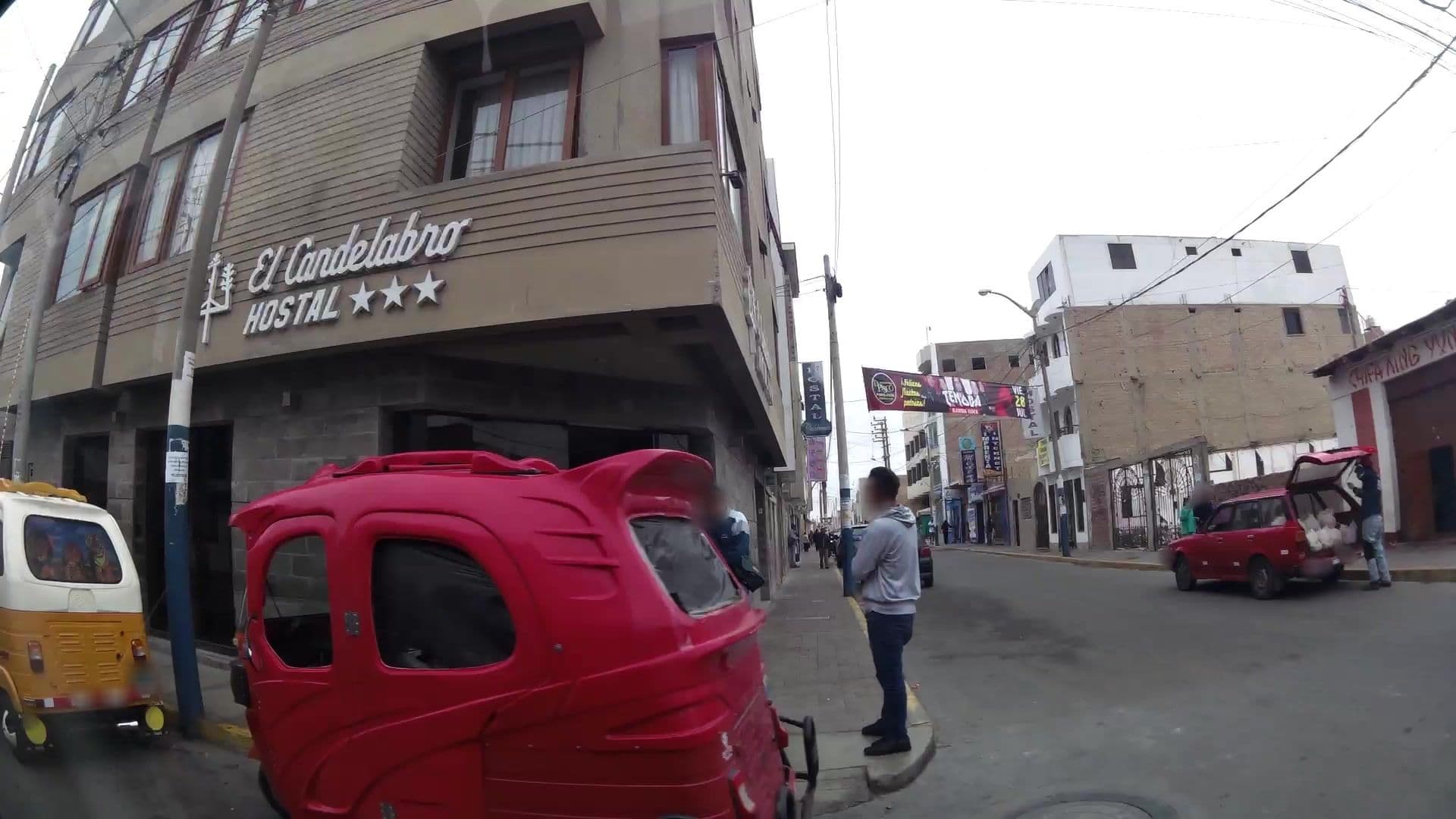 Street view near Hostal El Candelabro, Pisco — © kaartcam (CC BY-SA · Mapillary)