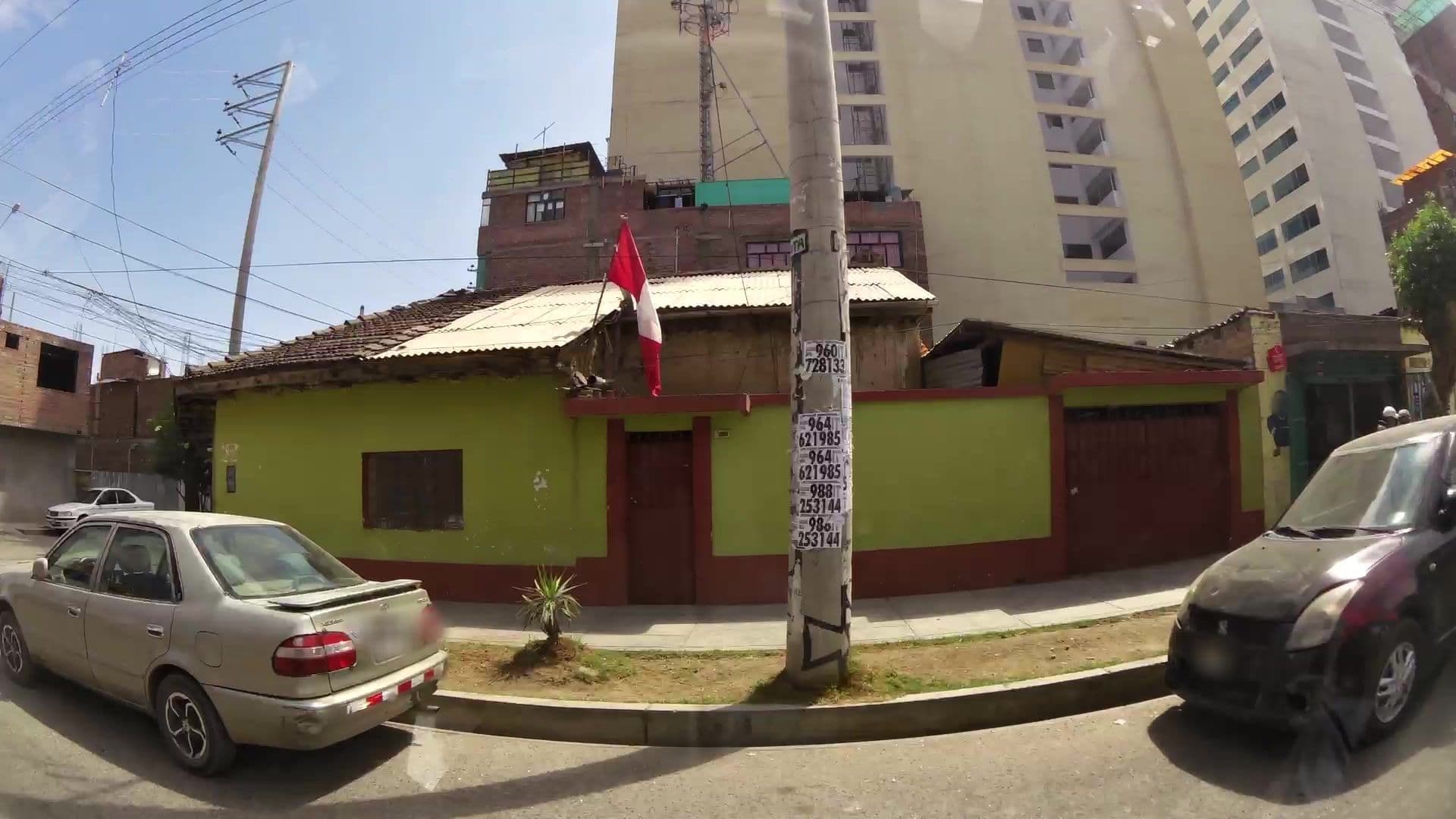 Street view near Las Begonias, Huancayo — © kaartcam (CC BY-SA · Mapillary)