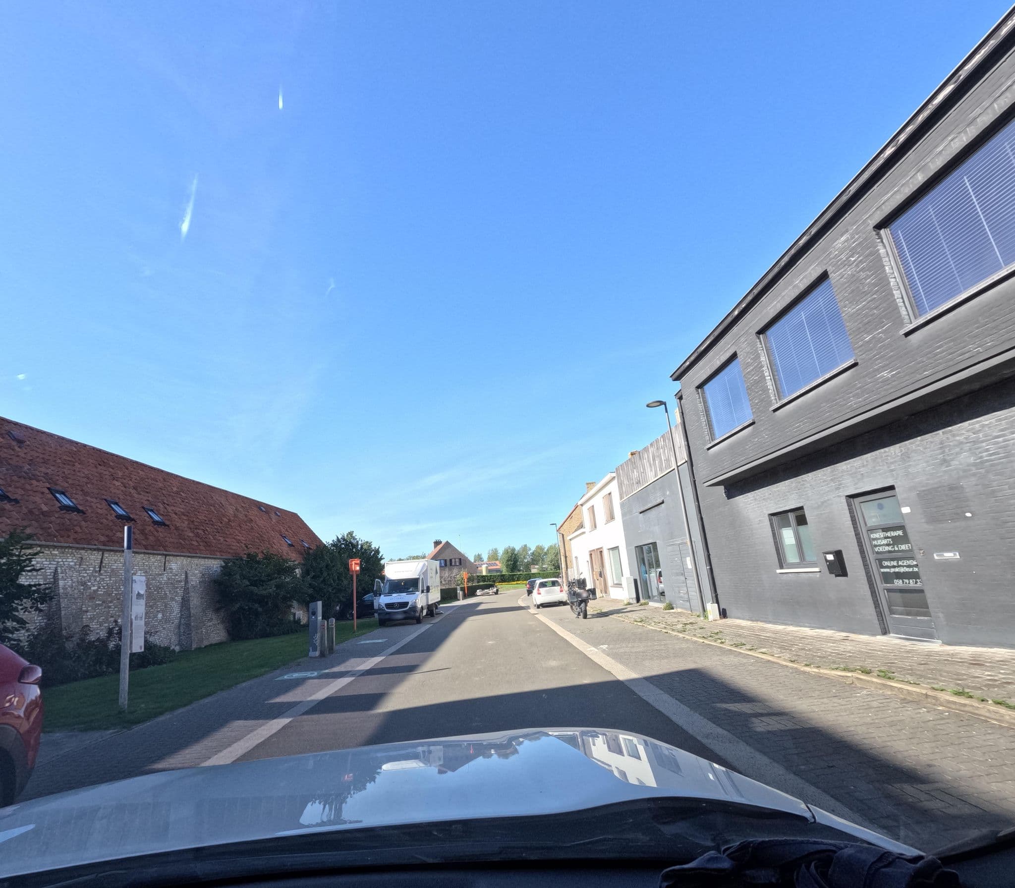 Street view near Gasthof Bethania, Oostduinkerke — © filipc (CC BY-SA · Mapillary)